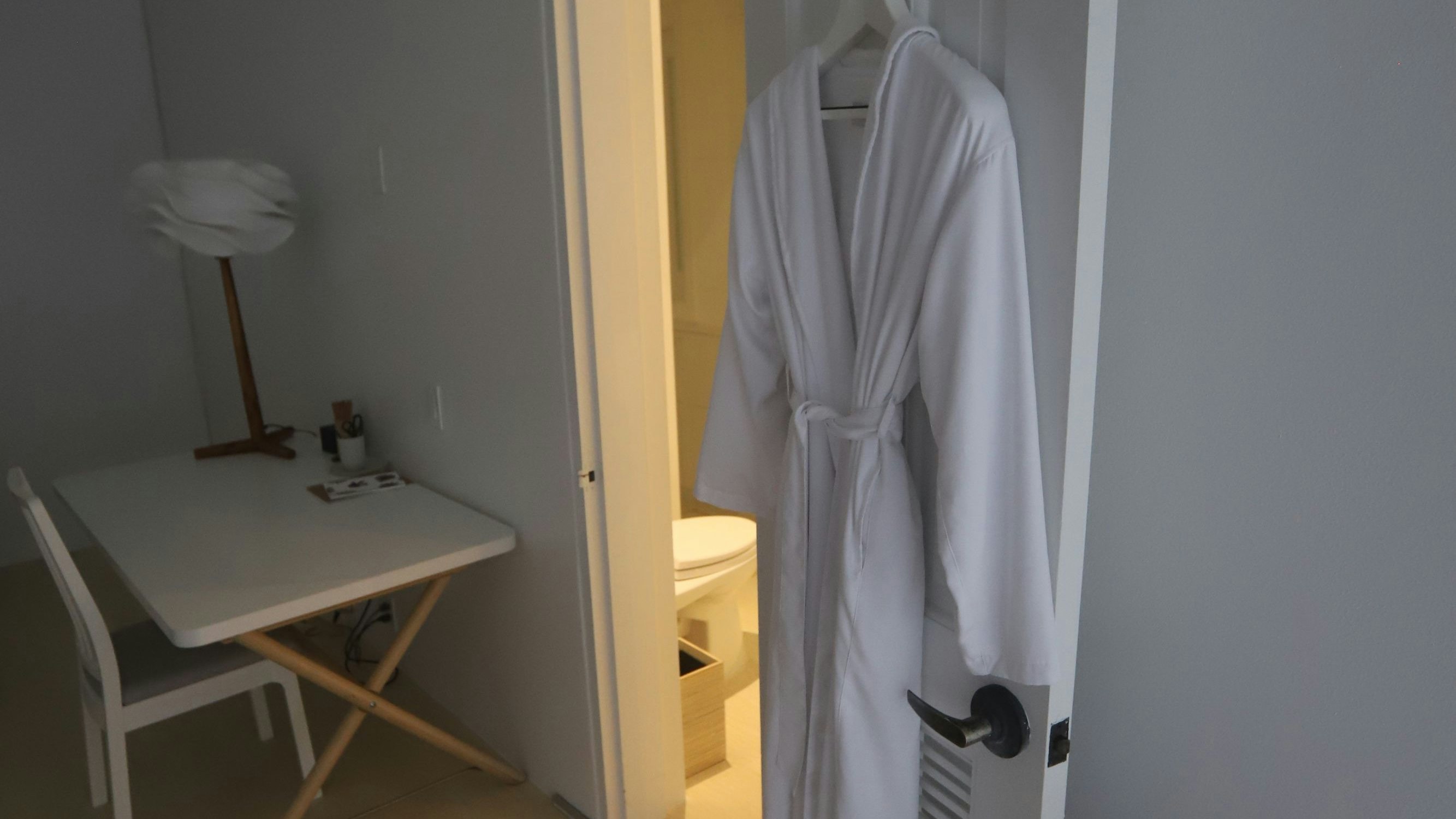 Bilder und Videos aus dem Jahr 2020 zeigen das Haus des verstorbenen Sexualstraftäters Jeffrey Epstein