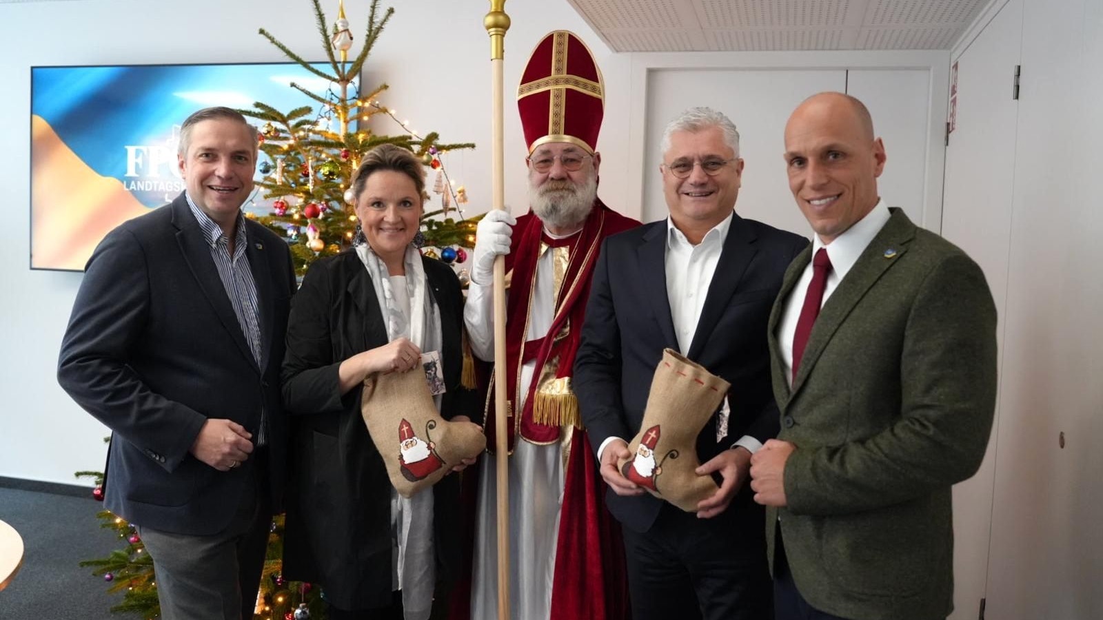 Heute.at - Statt Dragqueens – FPÖ betont Bedeutung vom Nikolo