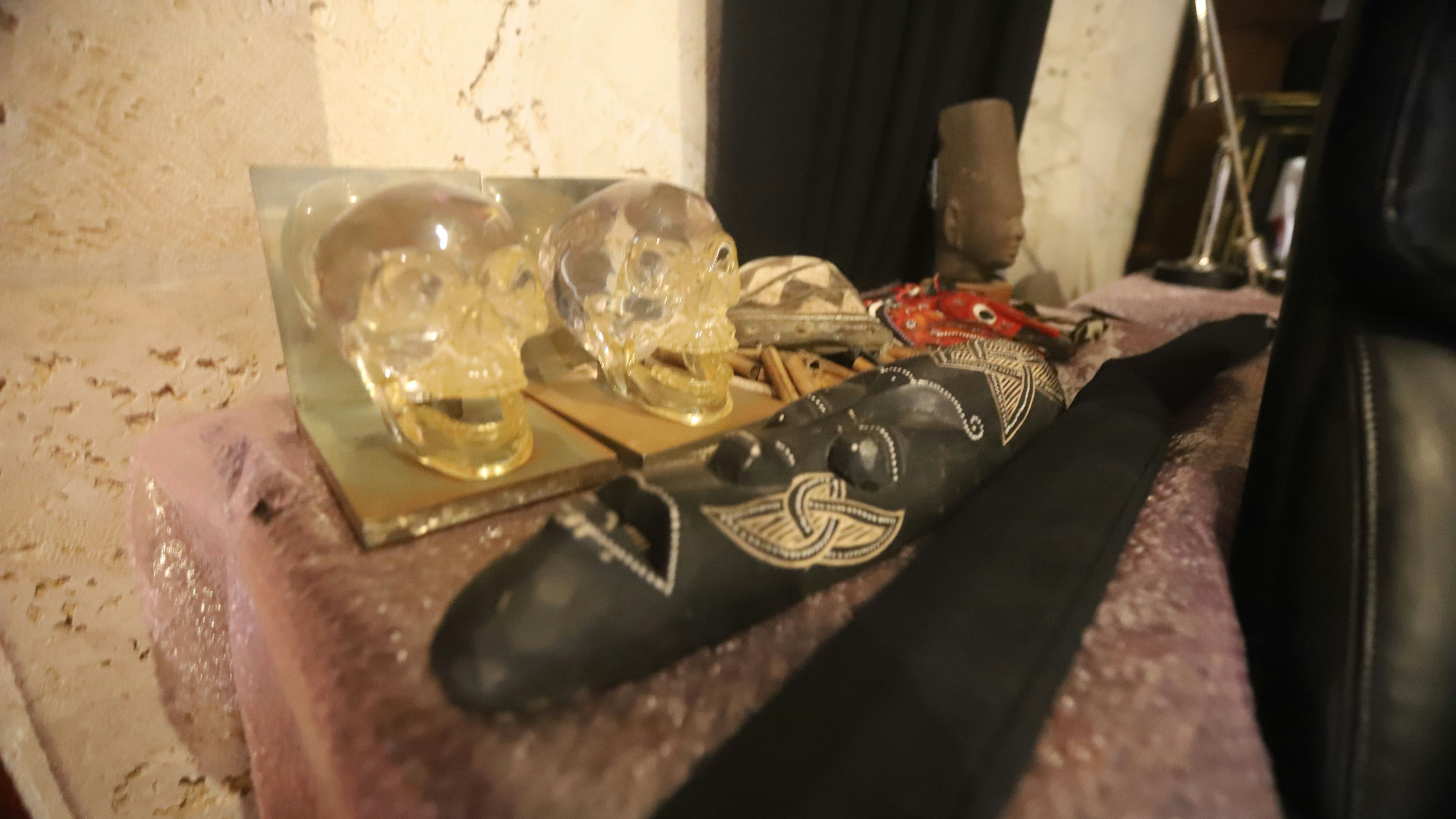 Bilder und Videos aus dem Jahr 2020 zeigen das Haus des verstorbenen Sexualstraftäters Jeffrey Epstein