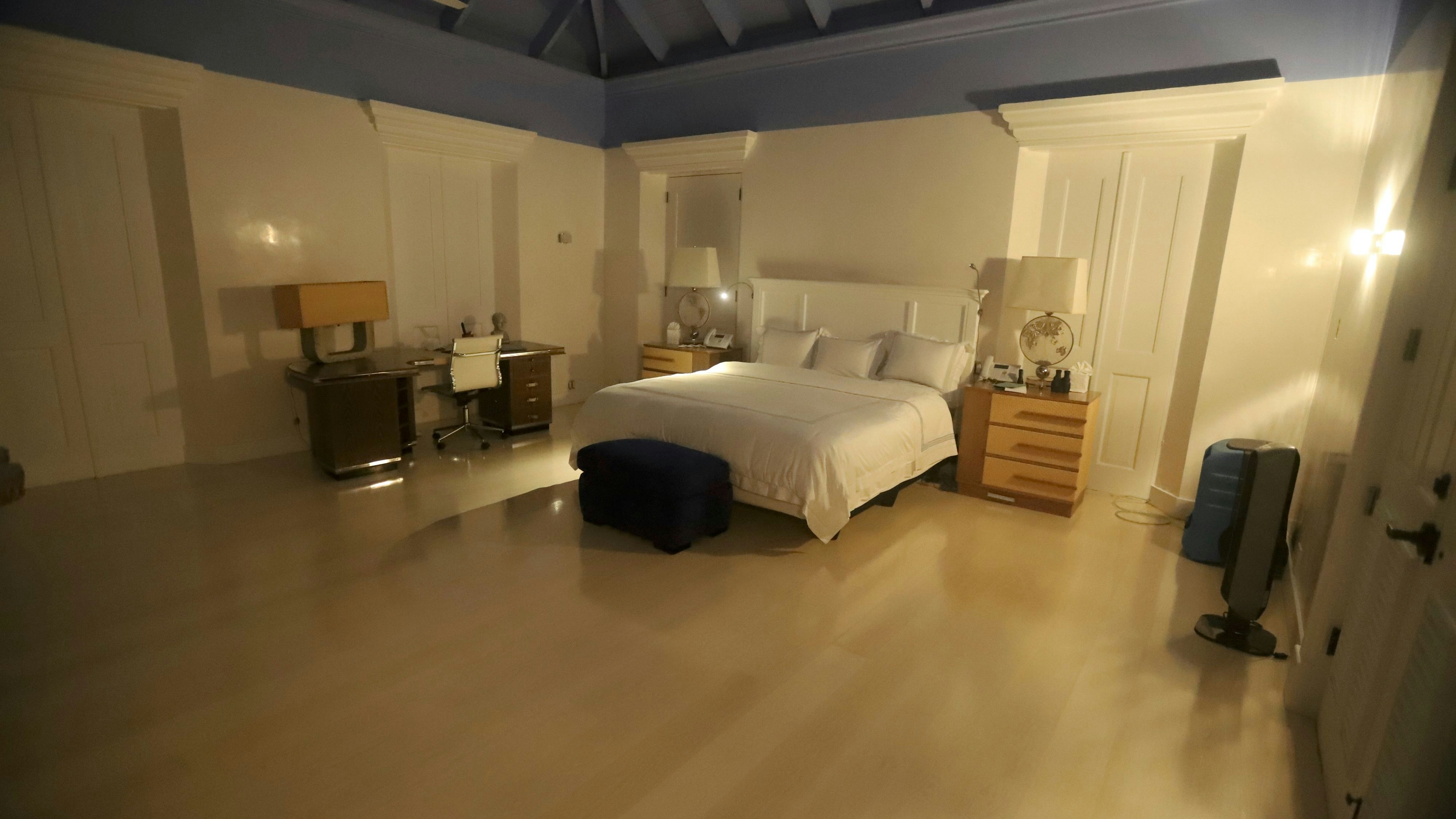 Bilder und Videos aus dem Jahr 2020 zeigen das Haus des verstorbenen Sexualstraftäters Jeffrey Epstein