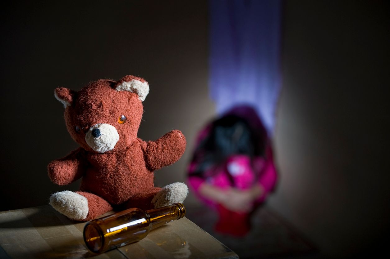 Ein Spitzenbeamter in Niederösterreich soll für Livestreams von Missbrauchvideos gezahlt haben.