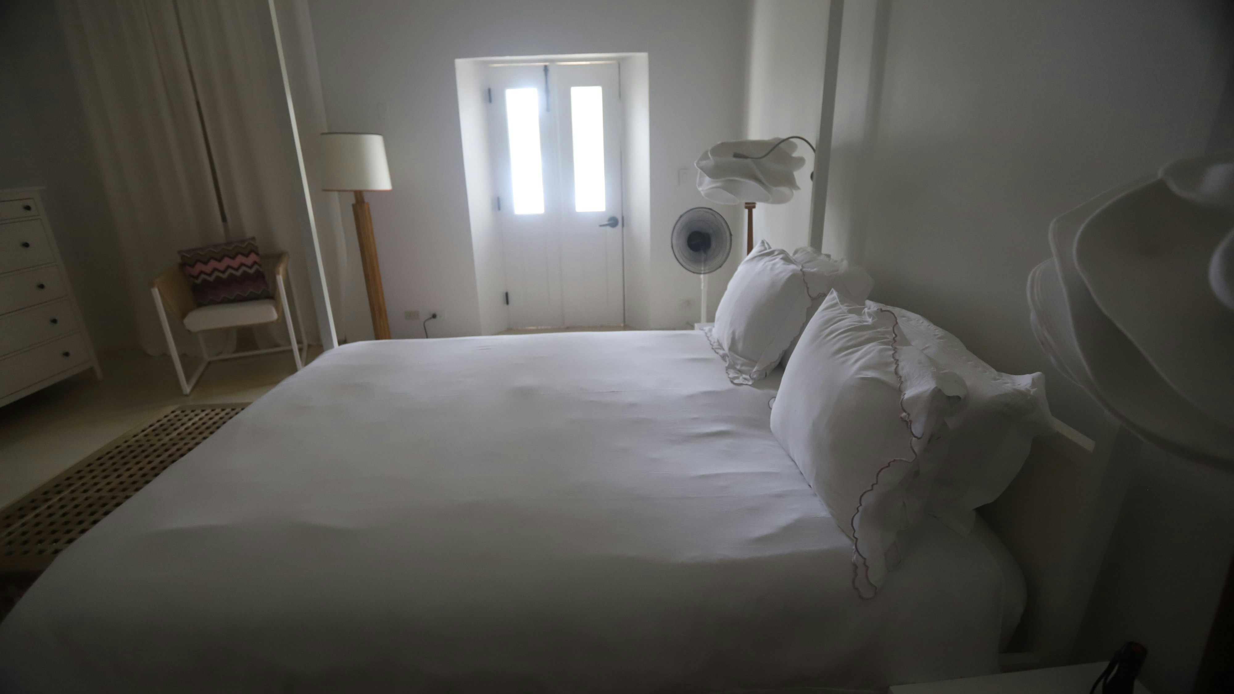 Bilder und Videos aus dem Jahr 2020 zeigen das Haus des verstorbenen Sexualstraftäters Jeffrey Epstein