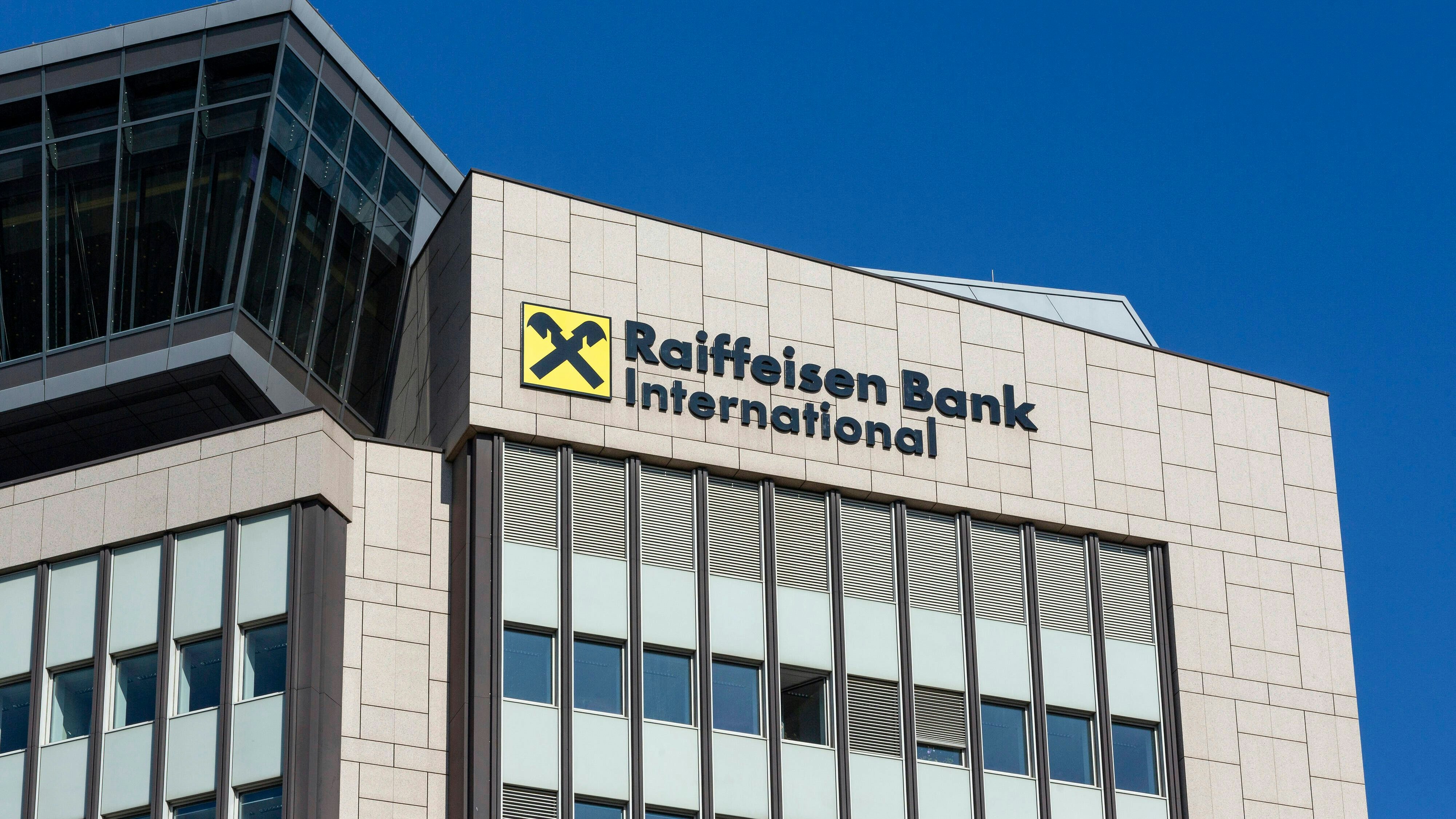 Heute.at - AMS-Frühwarnsystem: Raiffeisen plant Personalabbau