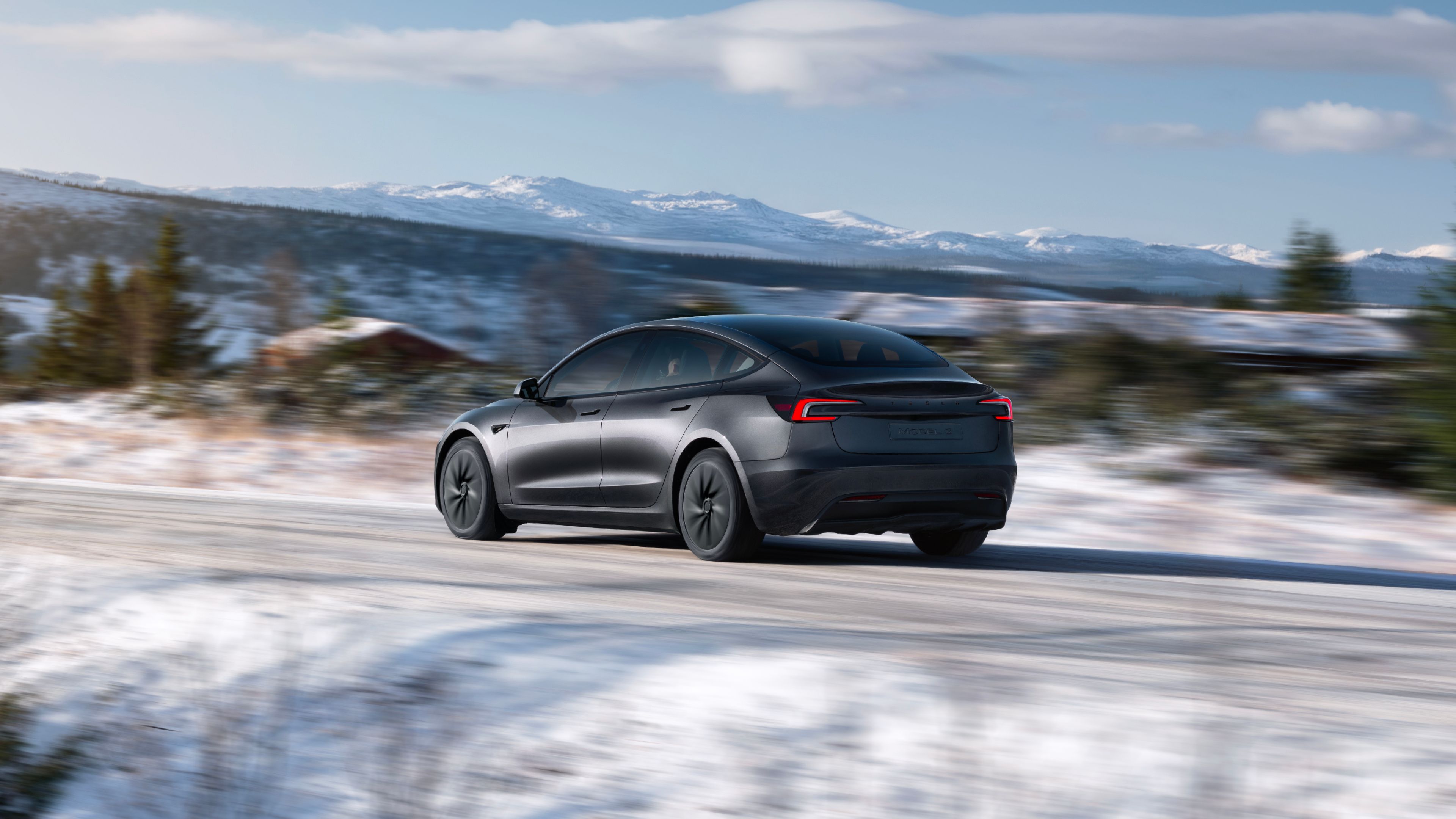 Das neue Tesla Model 3 Standard kostet ab 36.990 Euro. 