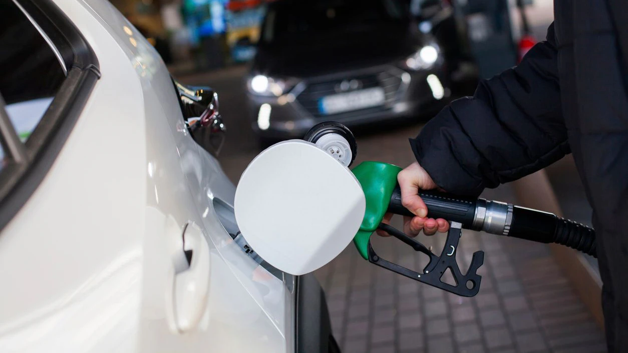 Heute.at - Regierungsplan für Spritpreis-Bremse – Detail erstaunt