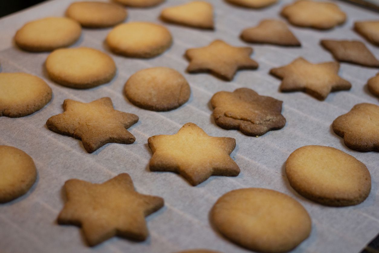 Heute.at - Zu braun – warum das bei Weihnachtskeksen nicht gut ist