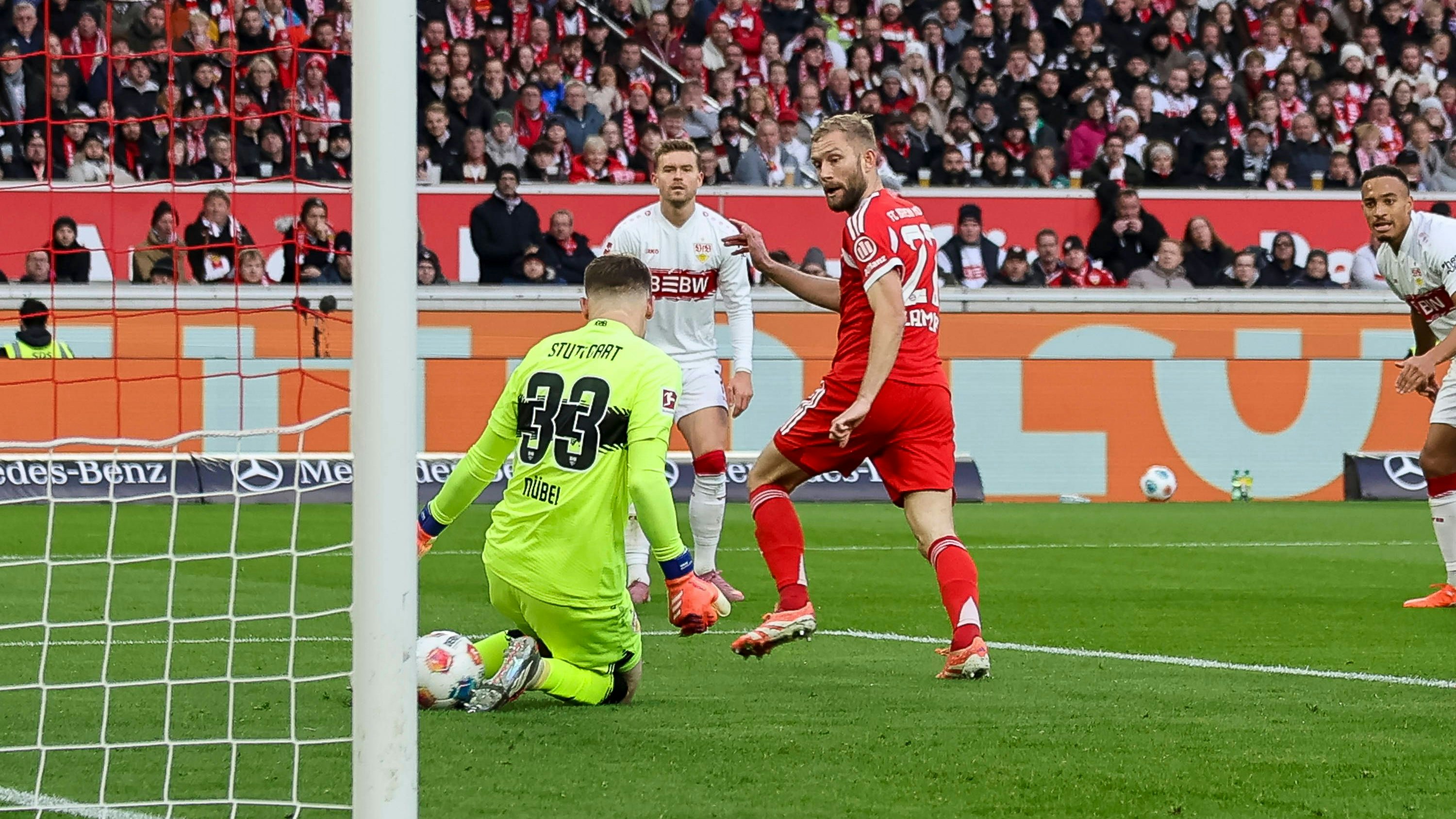 Heute.at - Nachlese: Bayern schlagen Stuttgart dank Laimer-Treffer