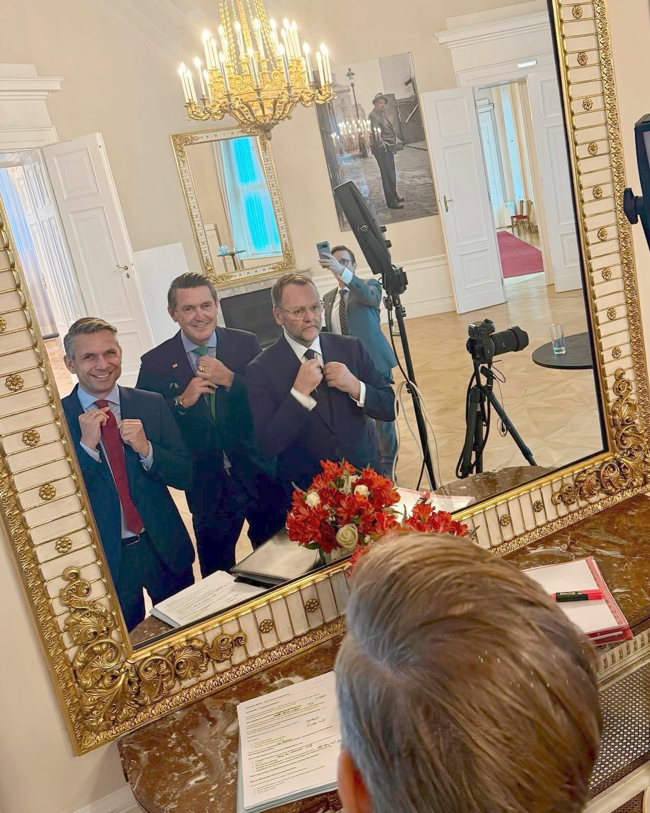 Heute.at - Almdudler-Report: Wie sich die Regierung deregulierte