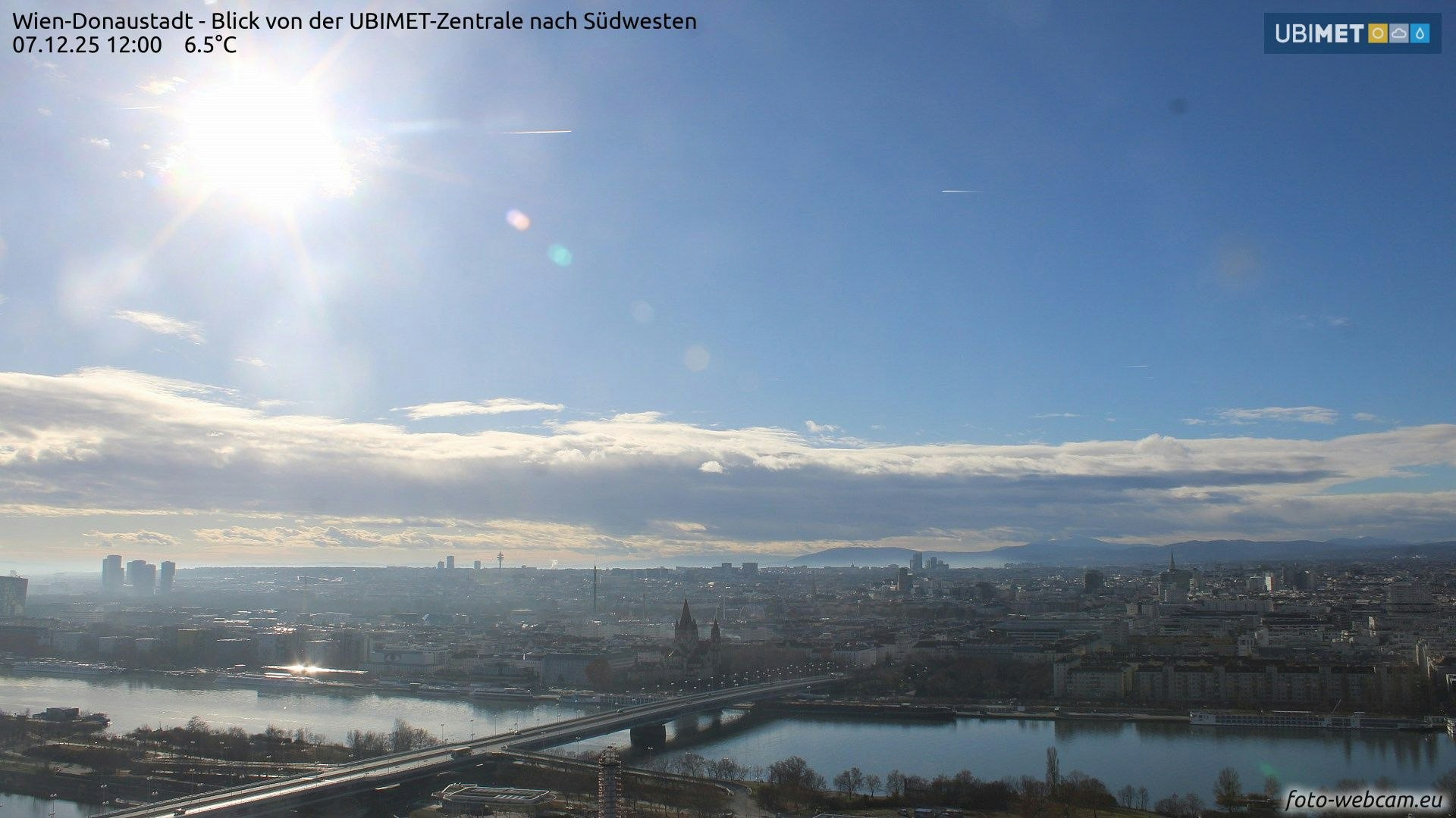 Blick auf die Wiener Innenstadt von der UBIMET-Zentrale am 7. Dezember 2025.