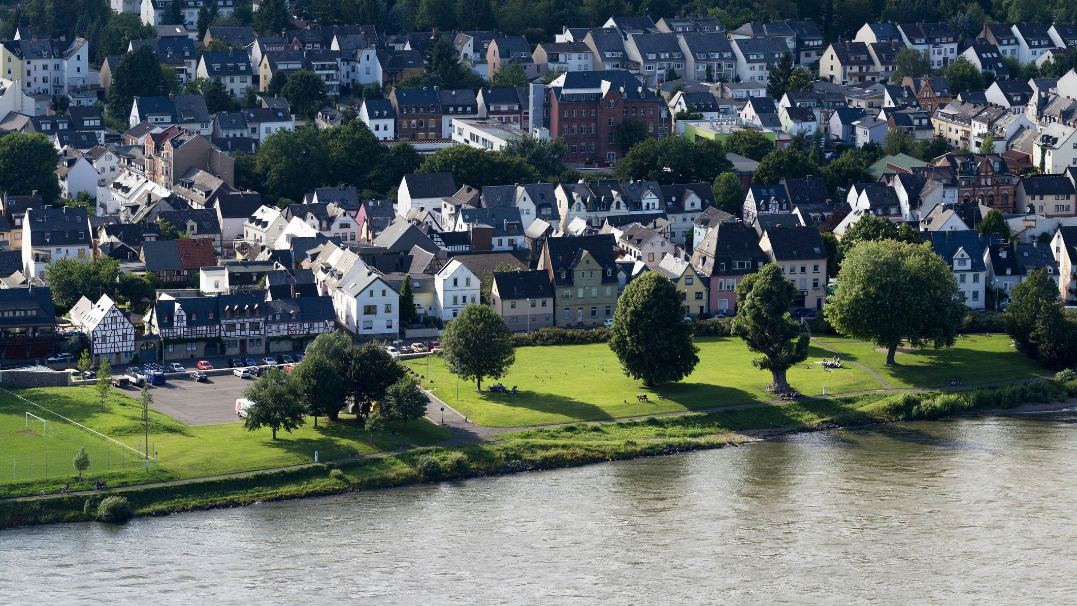 Heute.at - 40 Kilometer lange Irrfahrt, dann ertrinkt Mann im Auto
