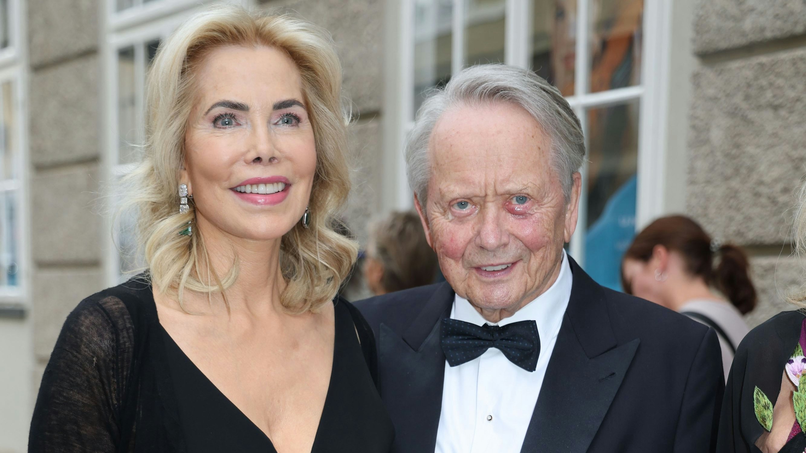 Heute.at - Private Hochzeit! Wolfgang Porsche (82) hat geheiratet