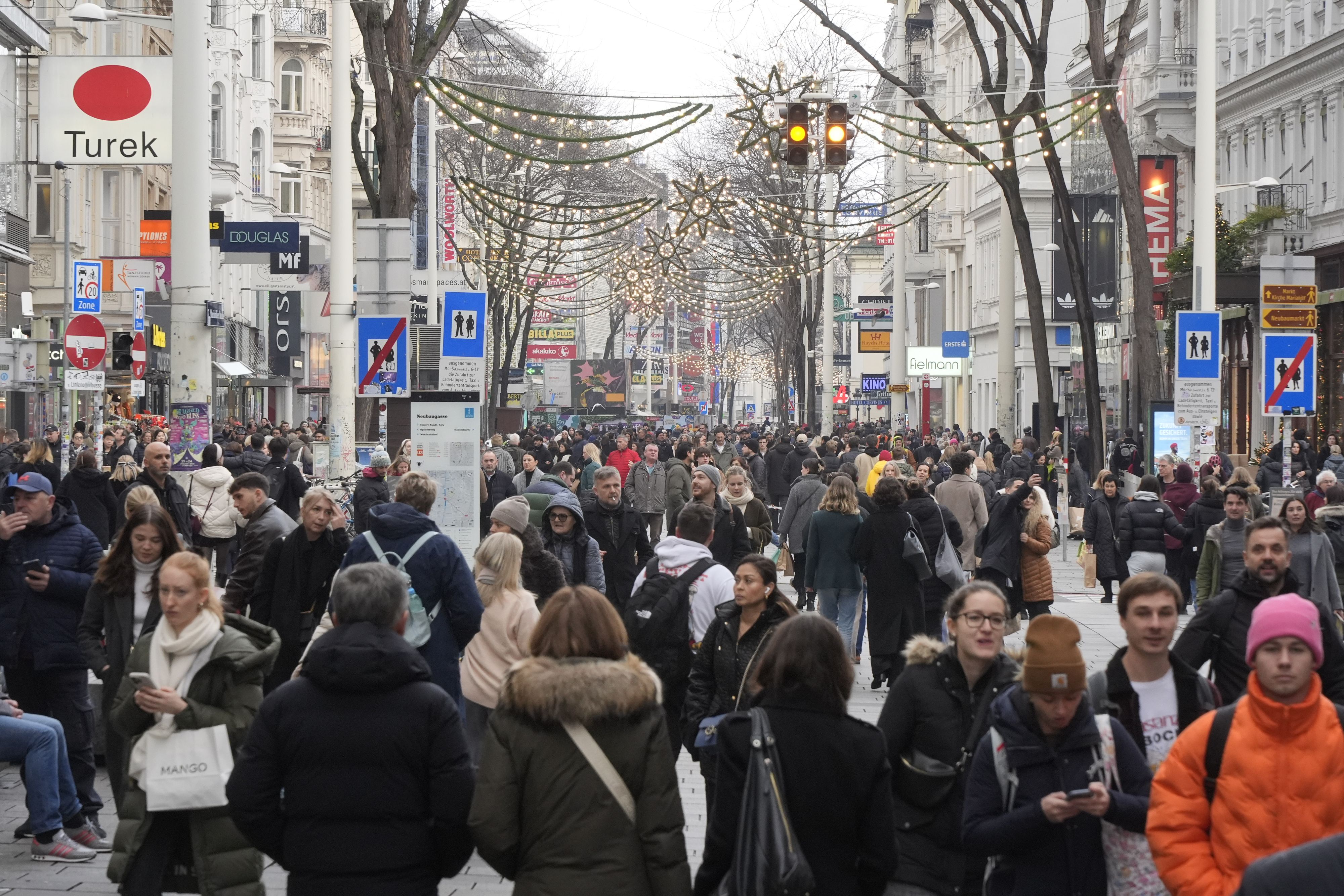 Heute.at - Handel: Ziemlich zufrieden, aber nicht euphorisch“