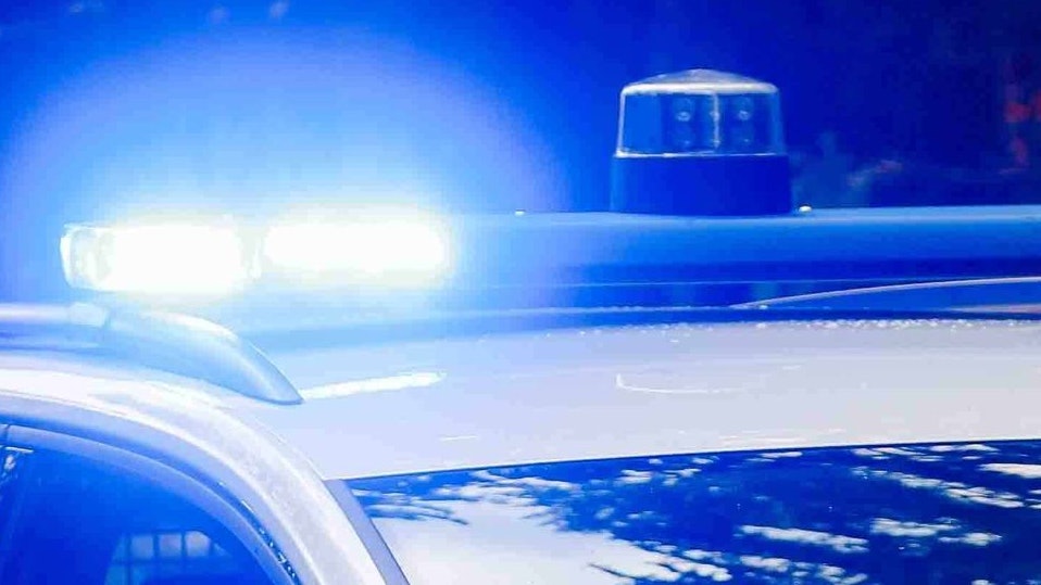 Heute.at - Einsatz eskaliert voll – Mann beißt Polizist ins Bein