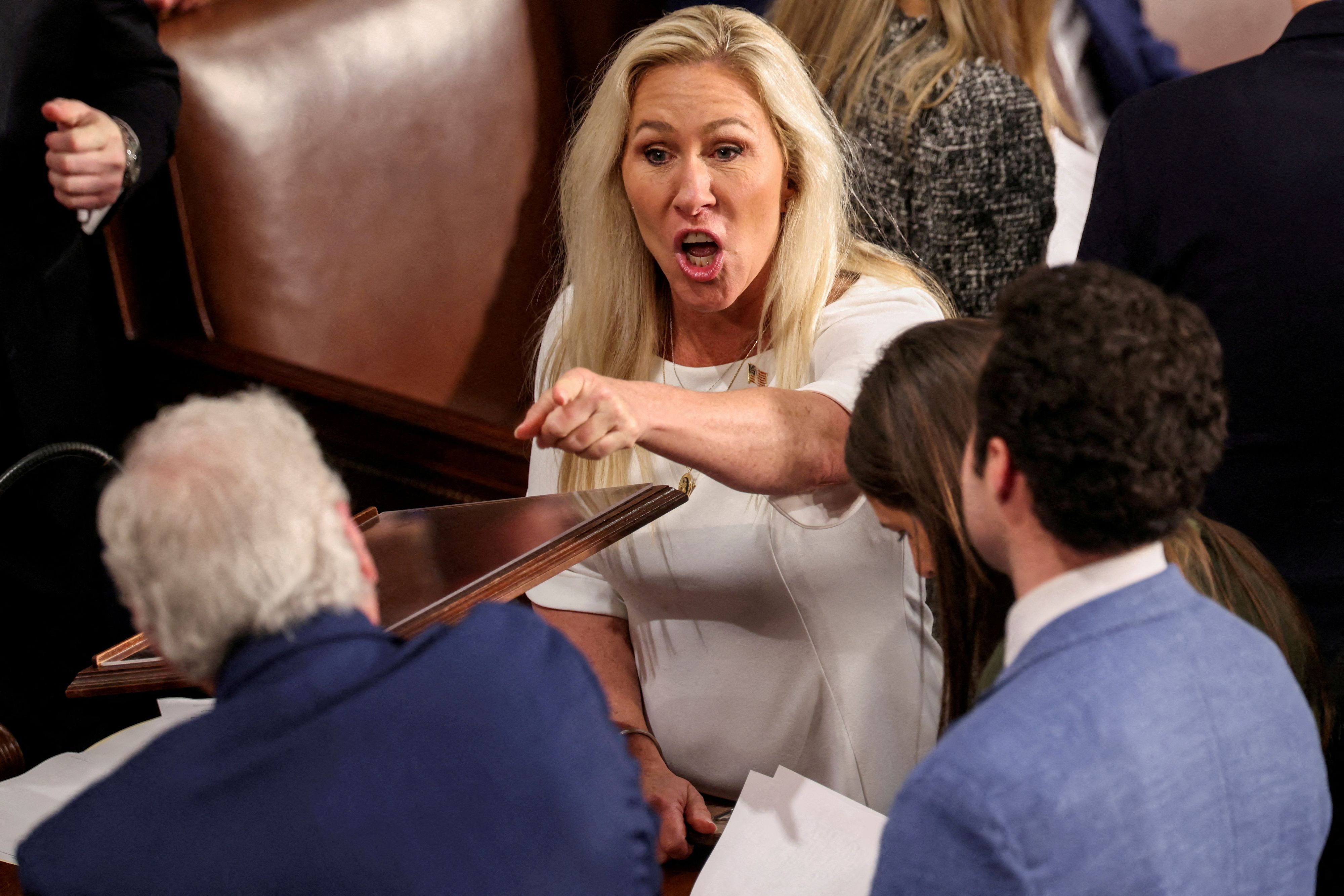 Marjorie Taylor Greene wirft Republikanern vor, Trump zunächst verspottet und ihn erst nach seinem Vorwahlsieg 2024 unterstützt zu haben.