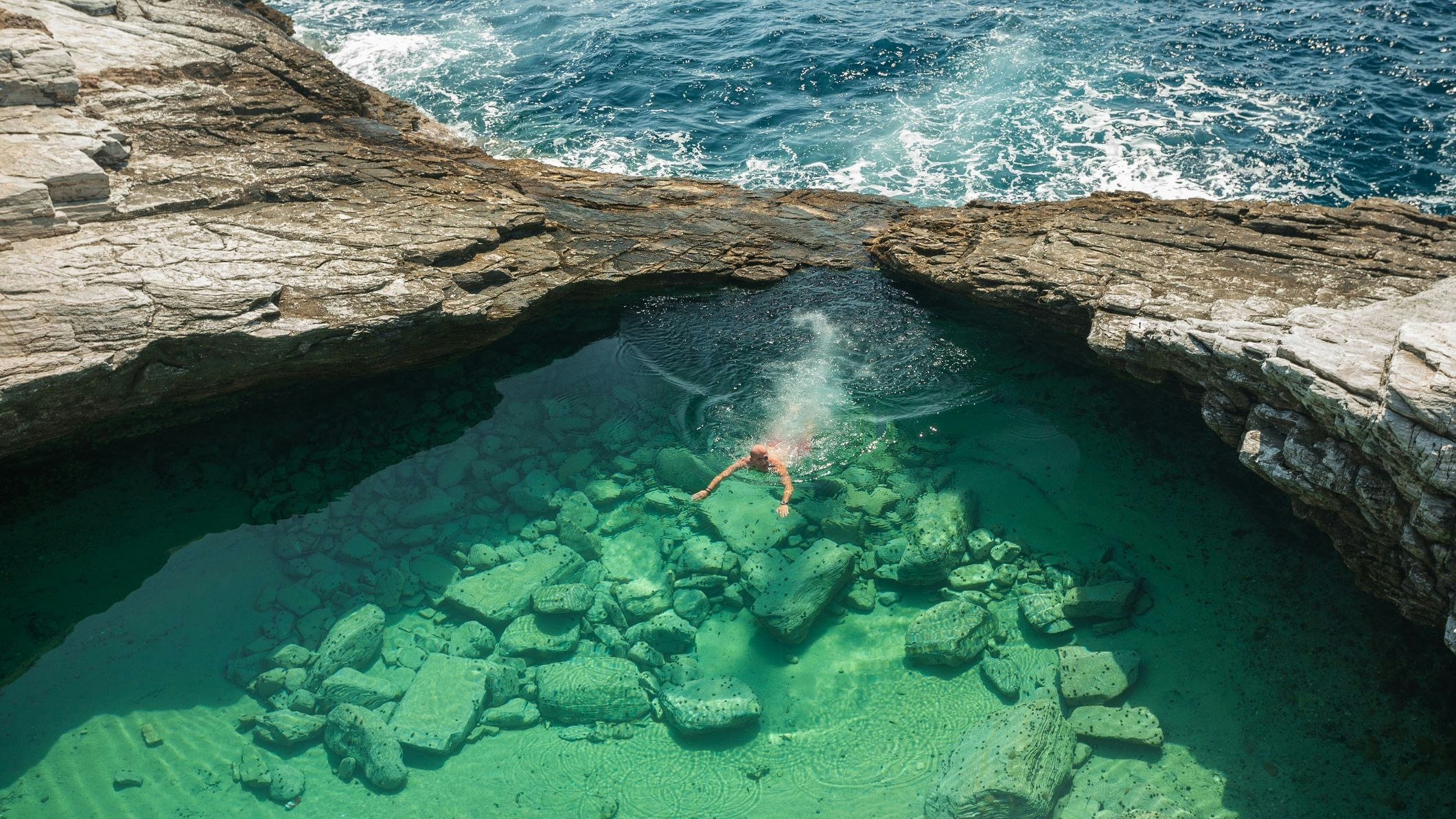 Heute.at - Todesbecken von Teneriffa – 4 Tote bei Wellen-Wahnsinn