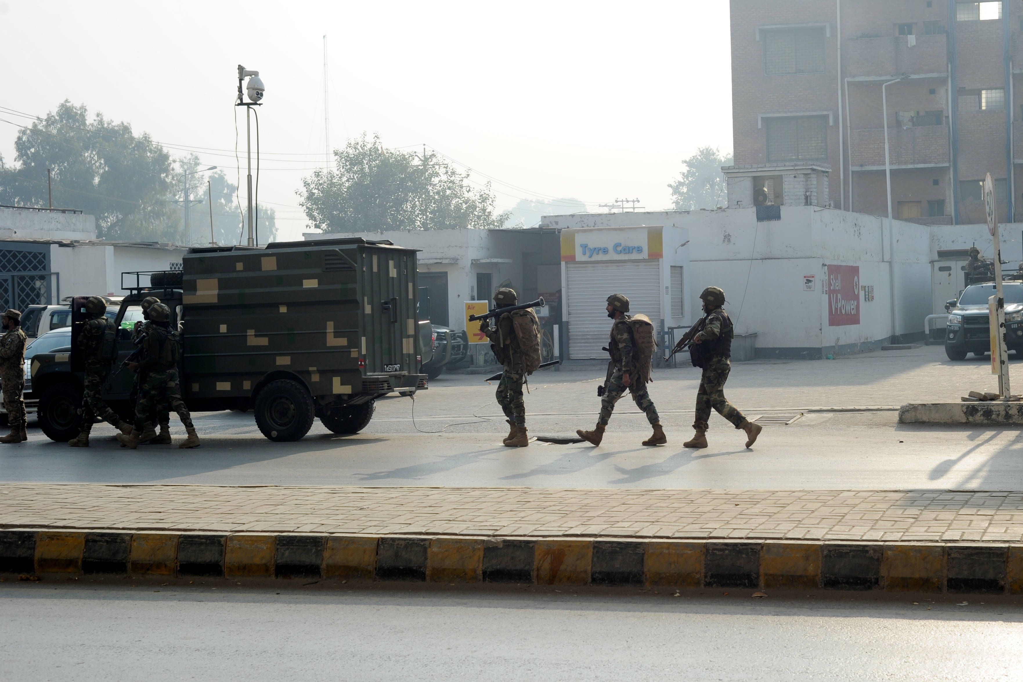 Sechs pakistanische Soldaten wurden bei einem Taliban-Angriff getötet. 