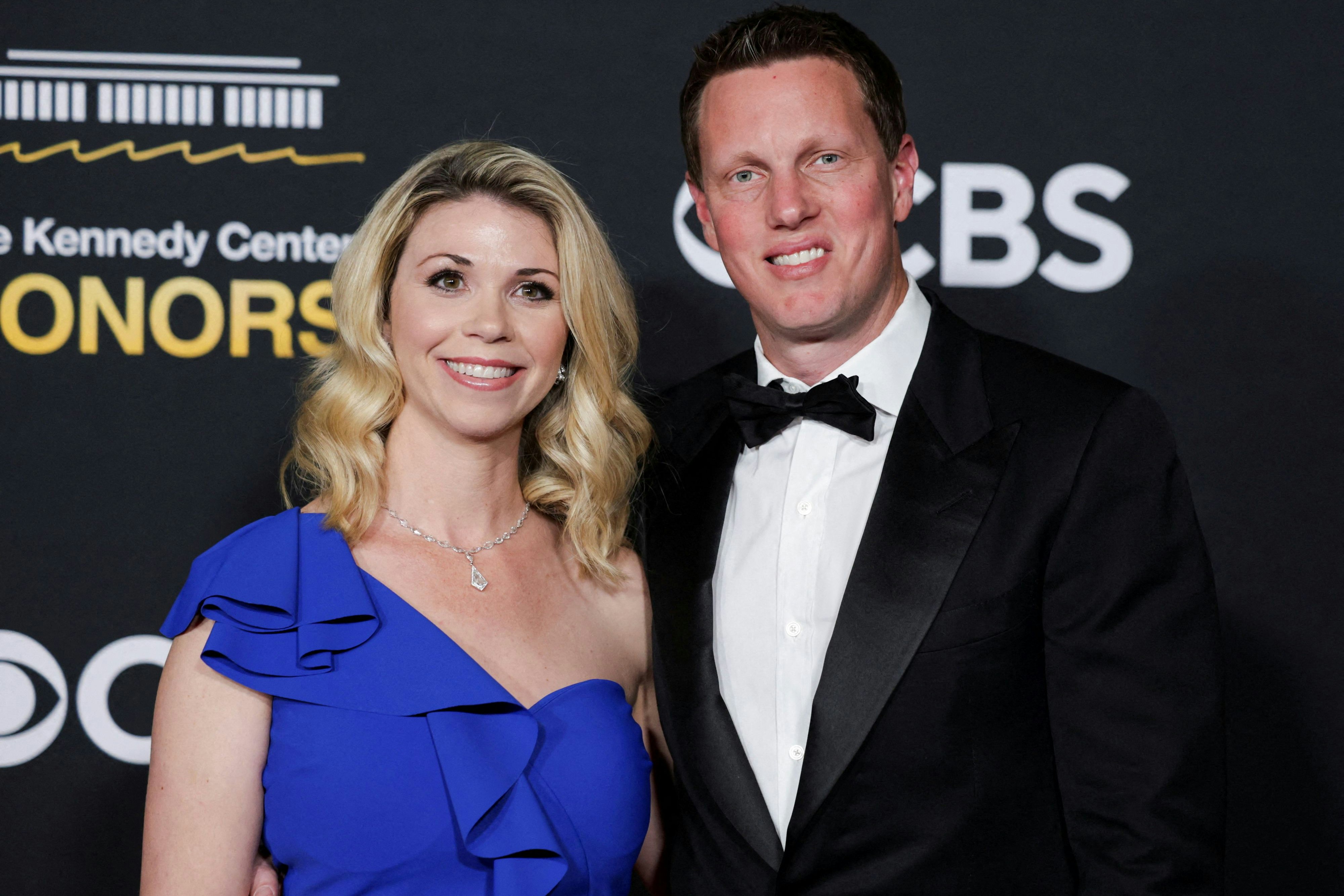 David Ellison, CEO von Paramount Skydance, mit Ehefrau Sandra Lynn Modic