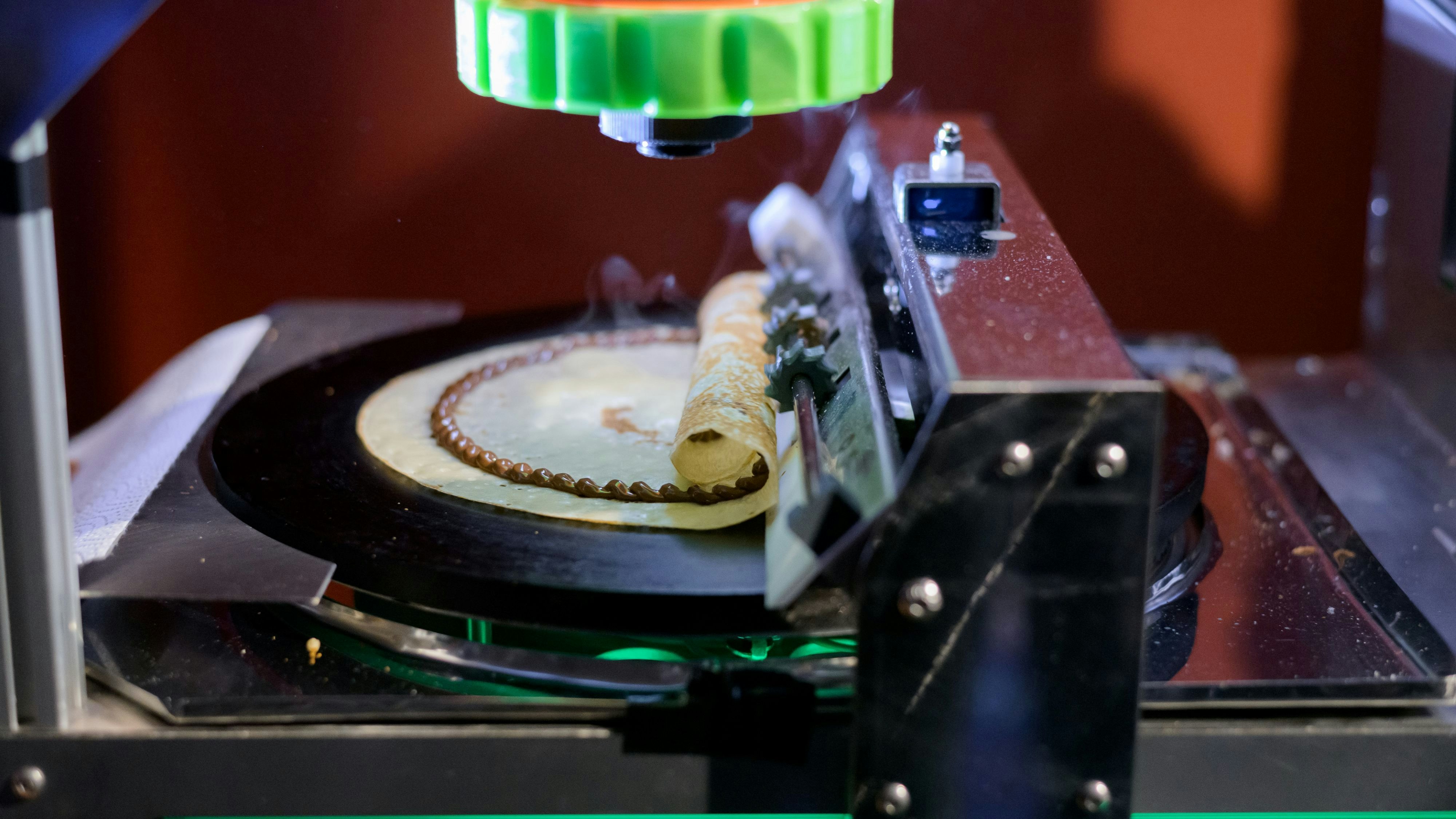 Heute.at - Roboexotica bringt Palatschinken-Roboter nach Wien