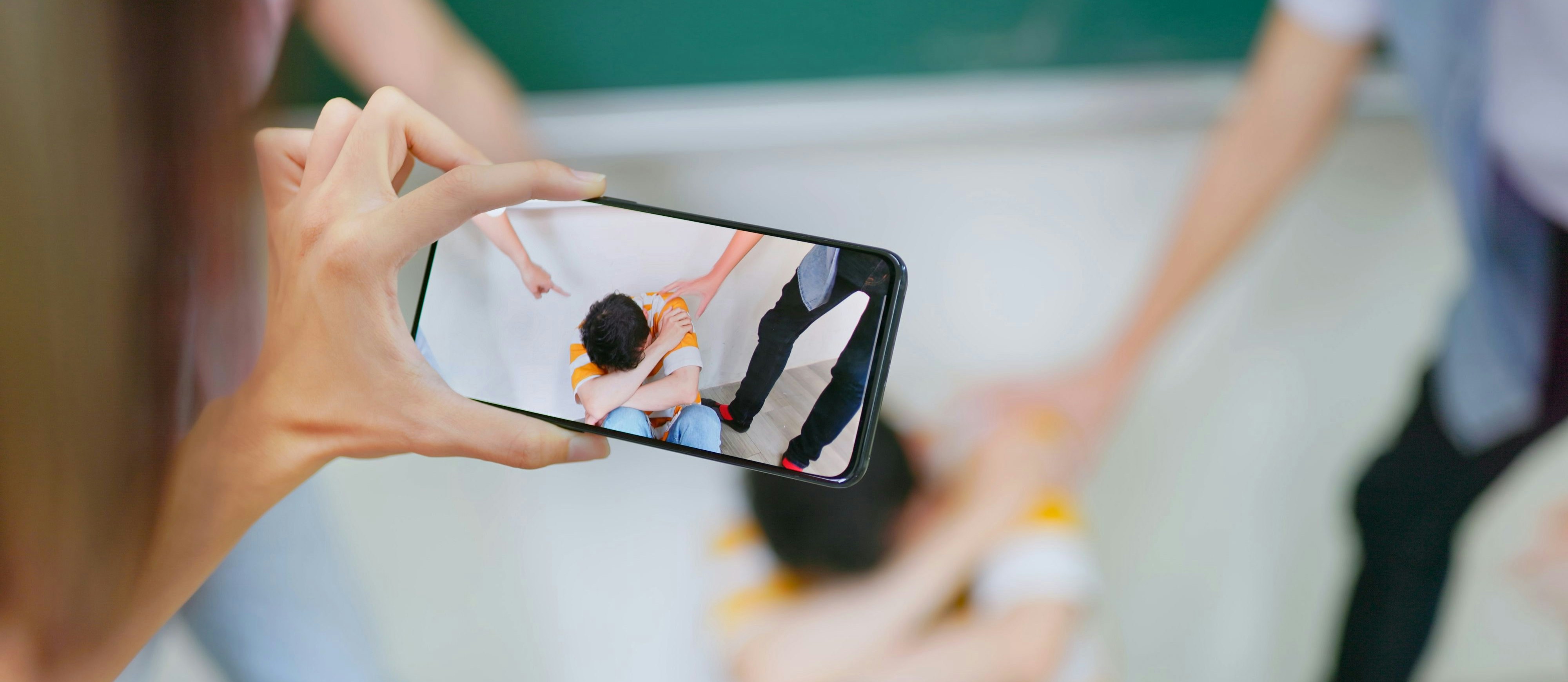 Mehr als die Hälfte der Kinder geben an, schon Opfer von Cybermobbing gewesen zu sein