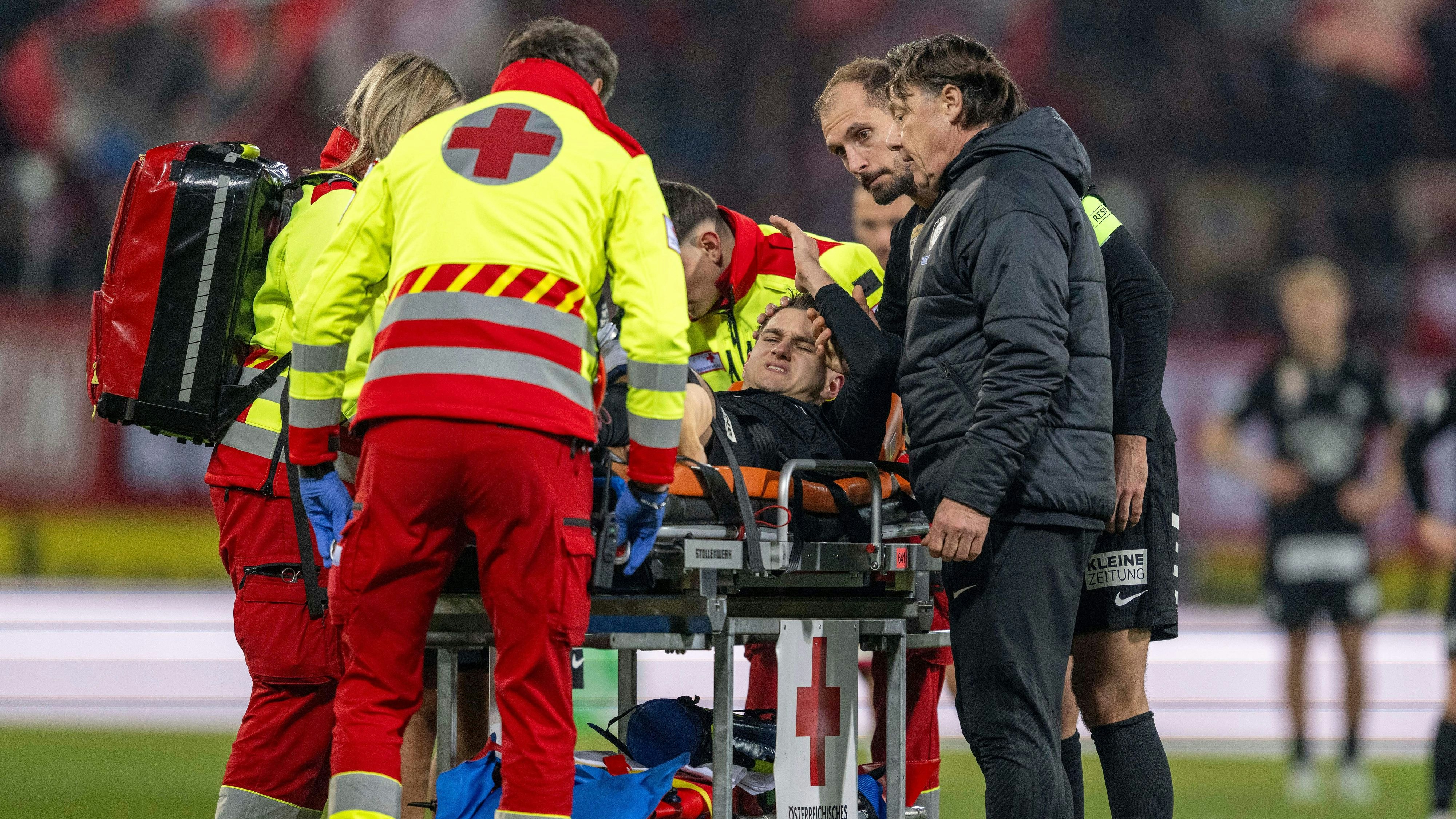 Heute.at - Schock beim Meister – Saison-Aus für Stürmer