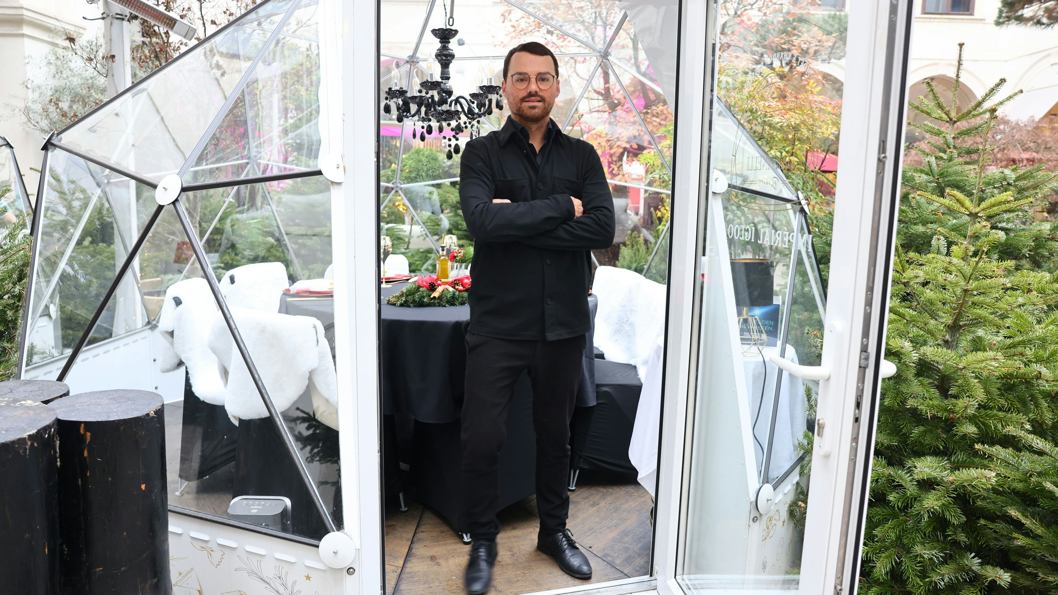 Gruppe kam nicht: Wirt fordert 100 Euro Strafe pro Gast