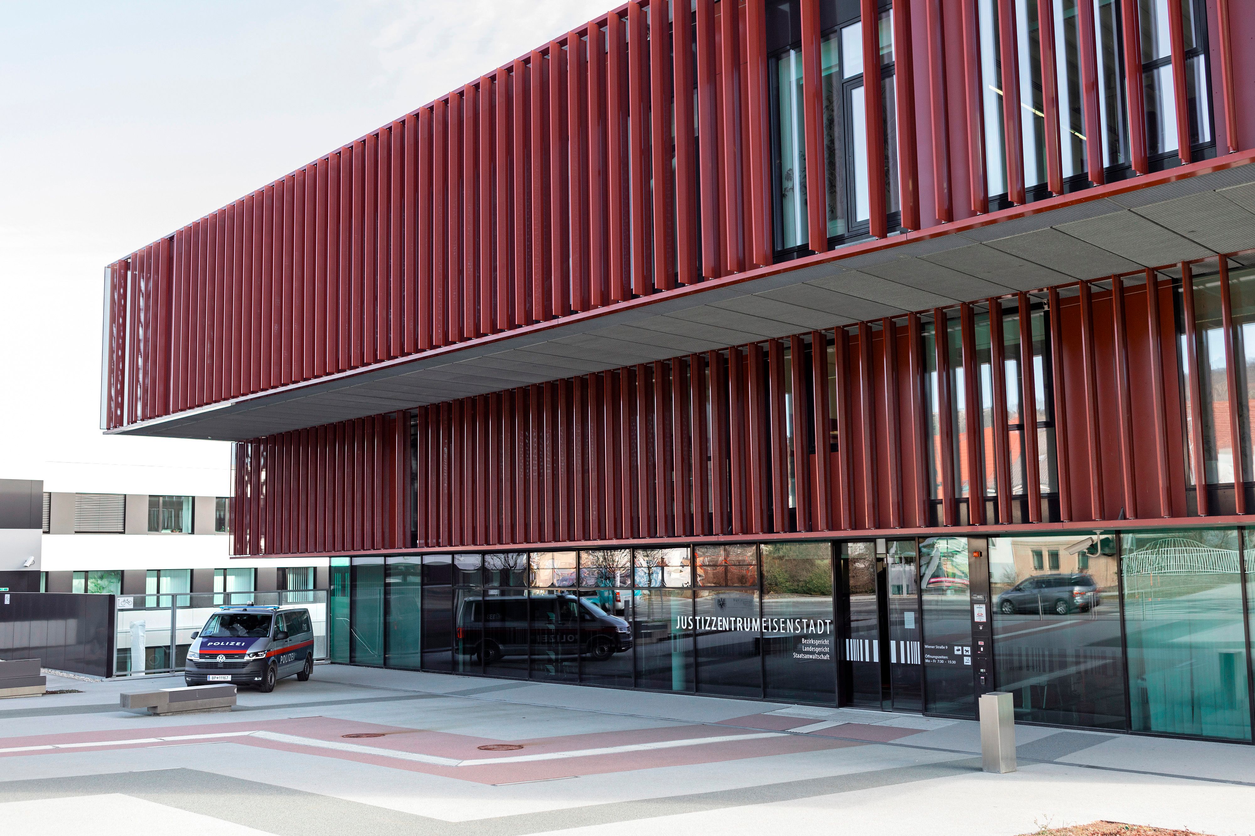 Heute.at - Opfer brutal verprügelt – drei Pedo-Hunter überführt