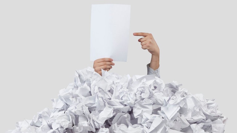 Google hätte gern, dass sein KI-Team 60 Stunden in der Woche jobbt. In Deutschland würden Menschen lieber 37 Stunden in der Woche arbeiten. Was ist richtig? Was ist gut für Karriere, Gesundheit, Sicherheit? Und was sagt unsere Arbeitszeit über uns aus?