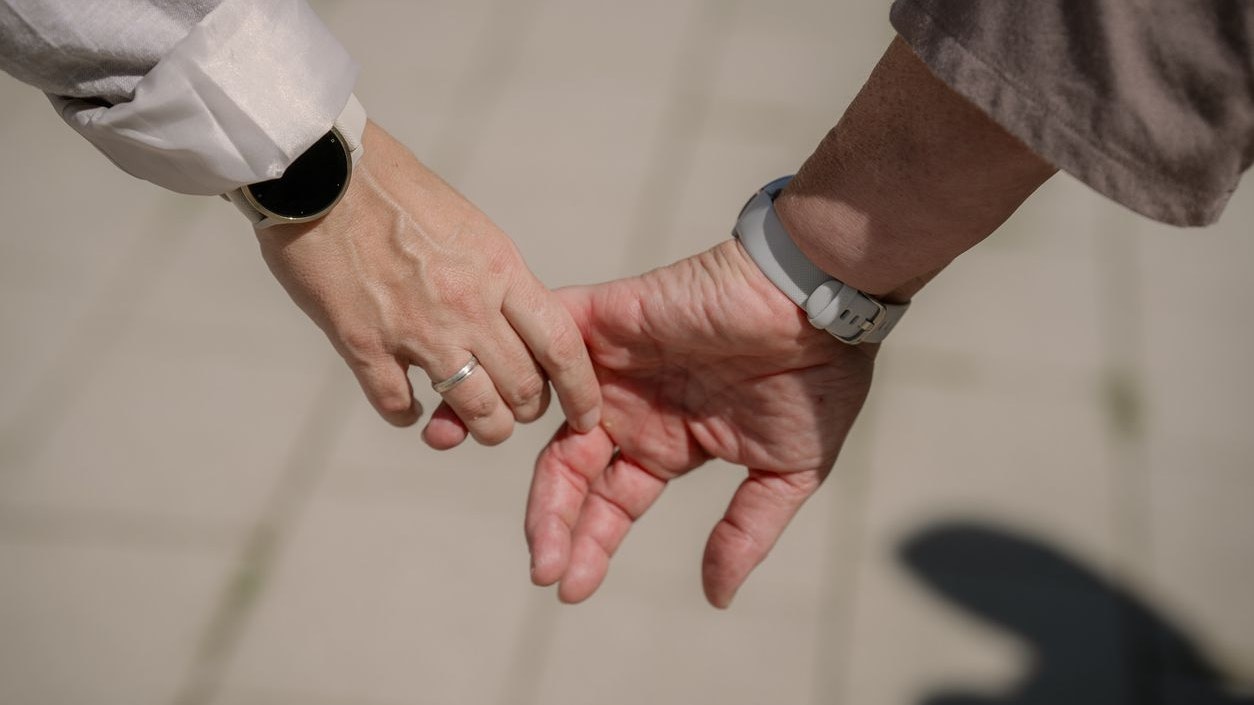 Heute.at - Mensch liegt bei Treue zwischen Biber und Primaten