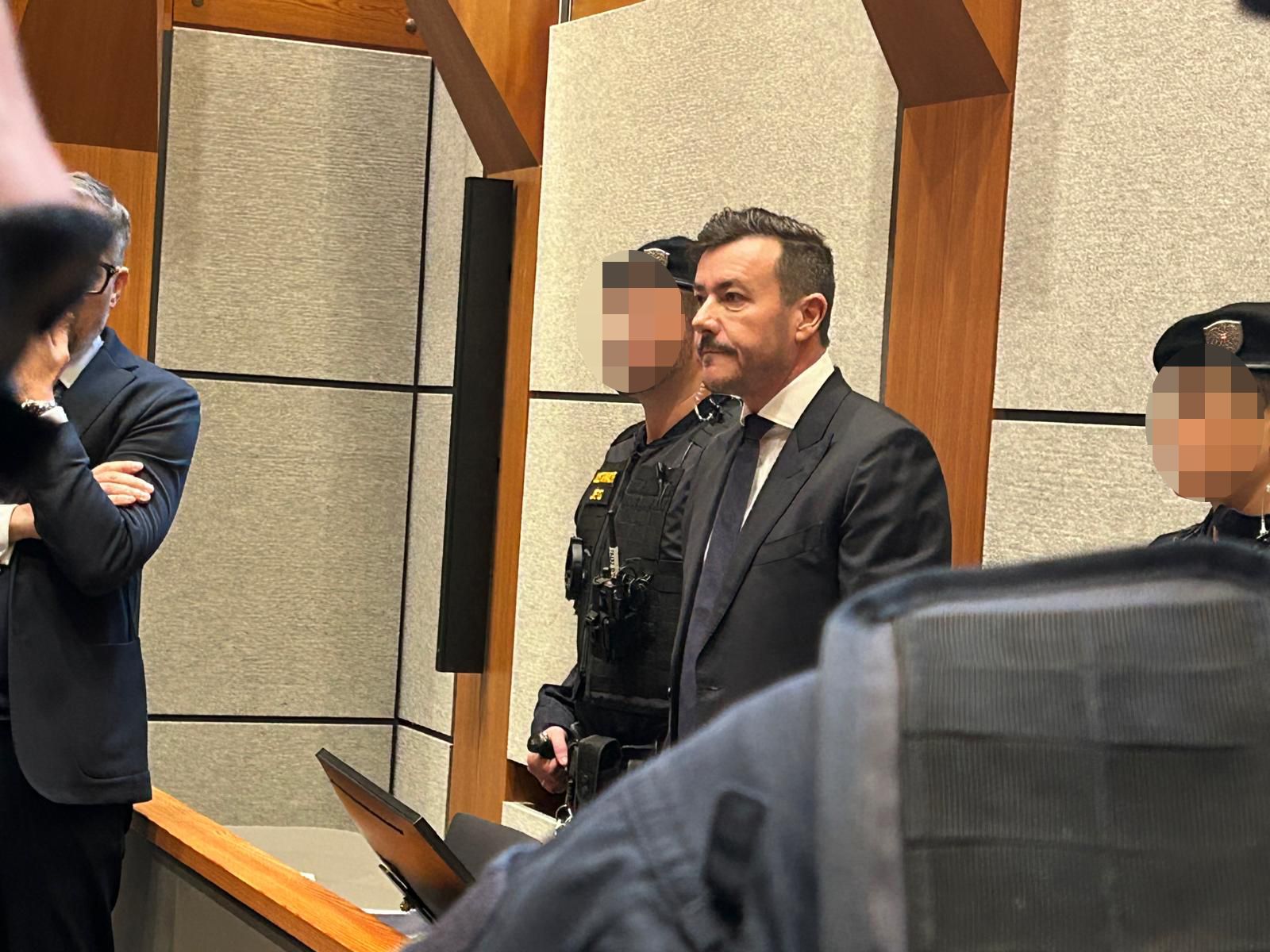 Heute.at - Antrag abgeschmettert! Benko bleibt weiter in U-Haft