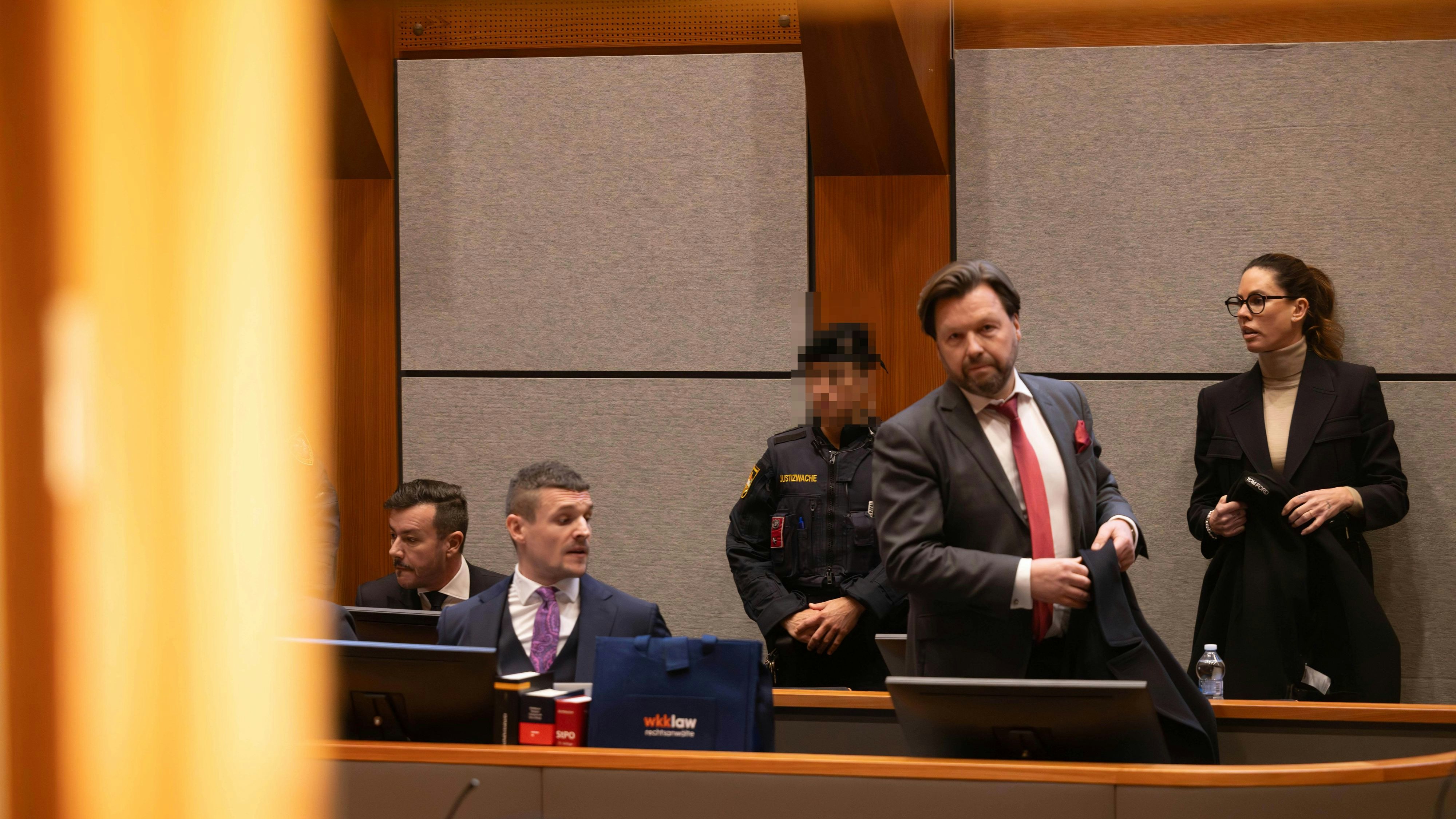 Heute.at - 15 Monate! René Benko wieder schuldig gesprochen