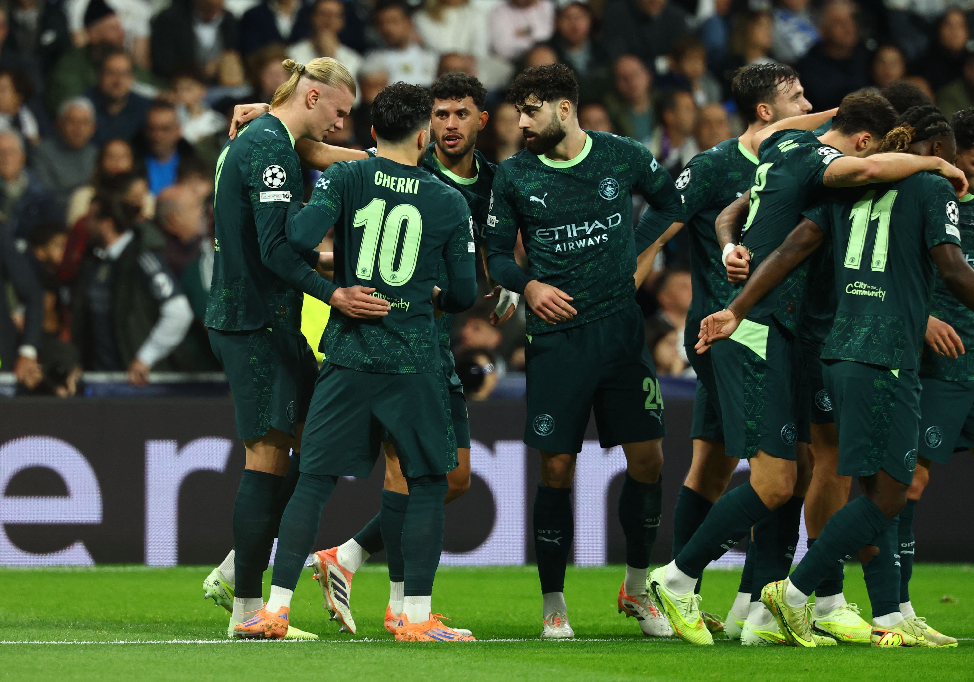 Manchester City bejubelt den Auswärtssieg gegen Real Madrid. 