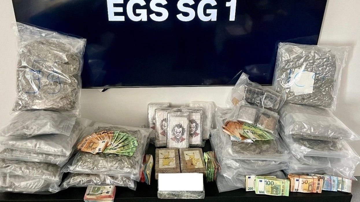 Heute.at - Waren steinreich! Polizei sprengt Wiener Drogen-Ring