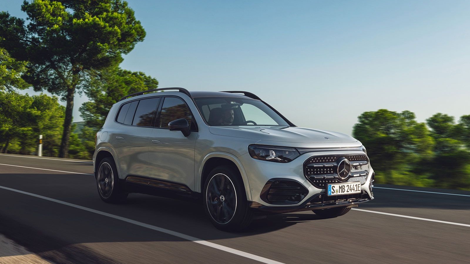 Heute.at - Mercedes enthüllt GLB: Größer, stärker, volldigital