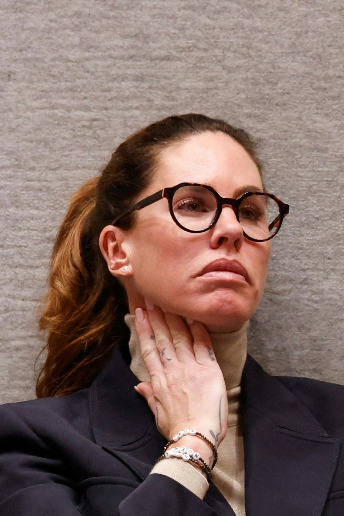 Nathalie Benko erschien neu gestylt mit Brille zum Prozess