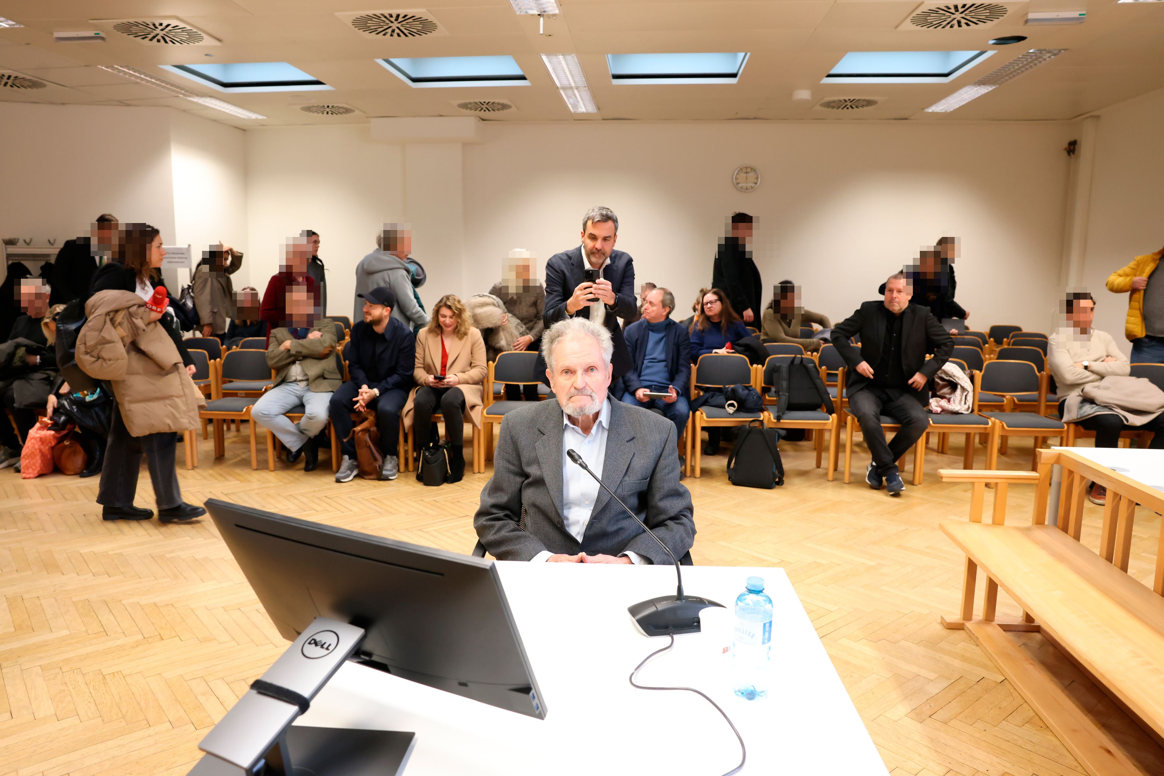 Antiquar Rainer Schaden am Donnerstag vor Gericht – 