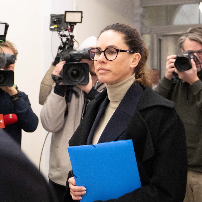 Pulli, Haare, Brille: Der Auftritt beim Prozess in Innsbruck machte Nathalie Benko zu einer der Personen der Woche. Sie war kaum wiederzuerkennen. Der neue Style folgte einer goldenen Regel, wie man sie aus Strafprozessen in den USA kennt. Was dahinter steckt.