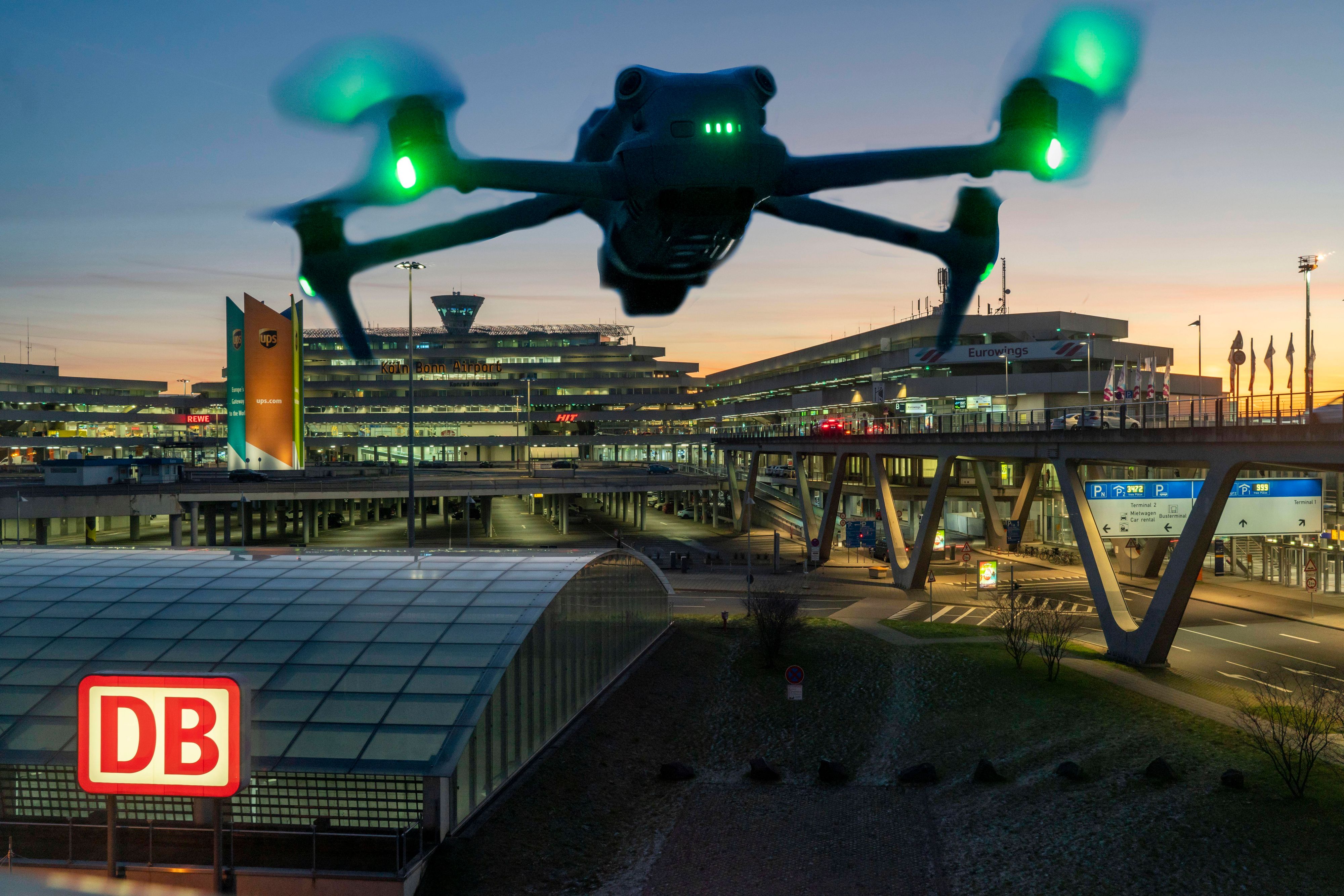 Heute.at - Deutsche Studenten enttarnen geheime Drohnen-Verbindung