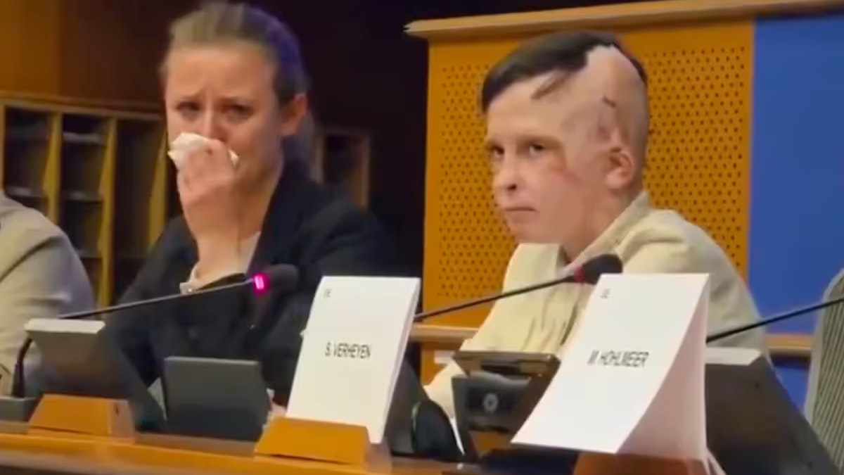 Heute.at - Übersetzerin versagt Stimme: Roman (11) rührt zu Tränen