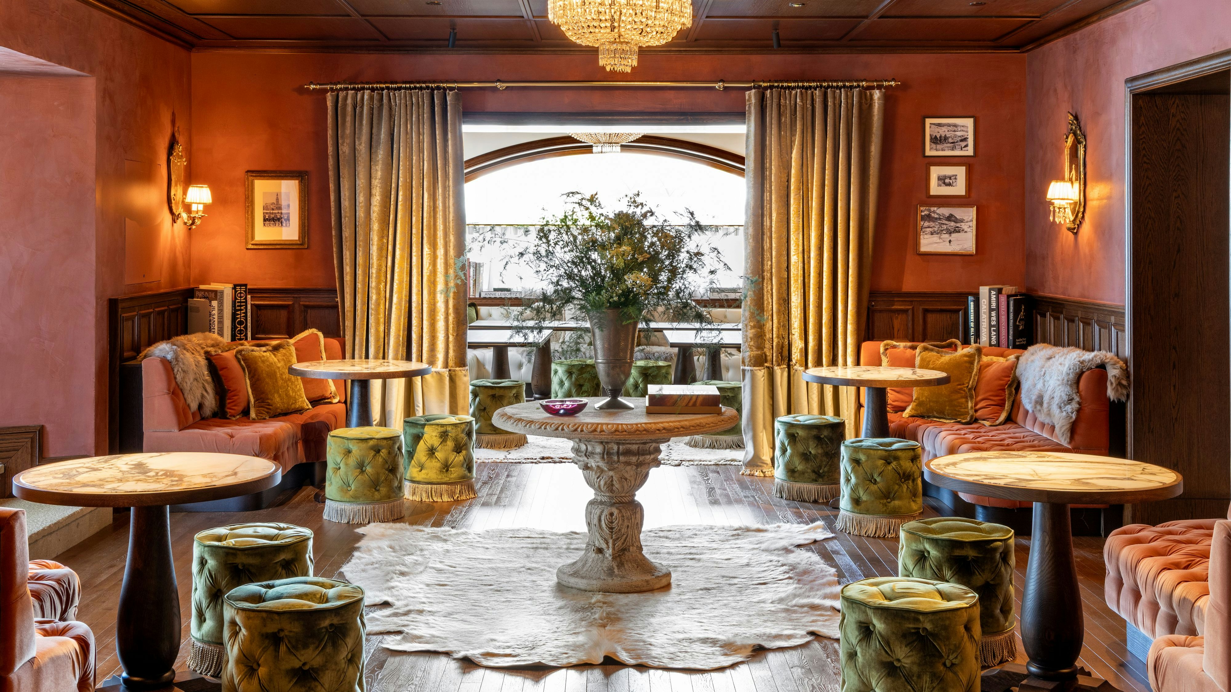 Heute.at - Rebell der Modewelt erfindet berühmtes Berghotel neu