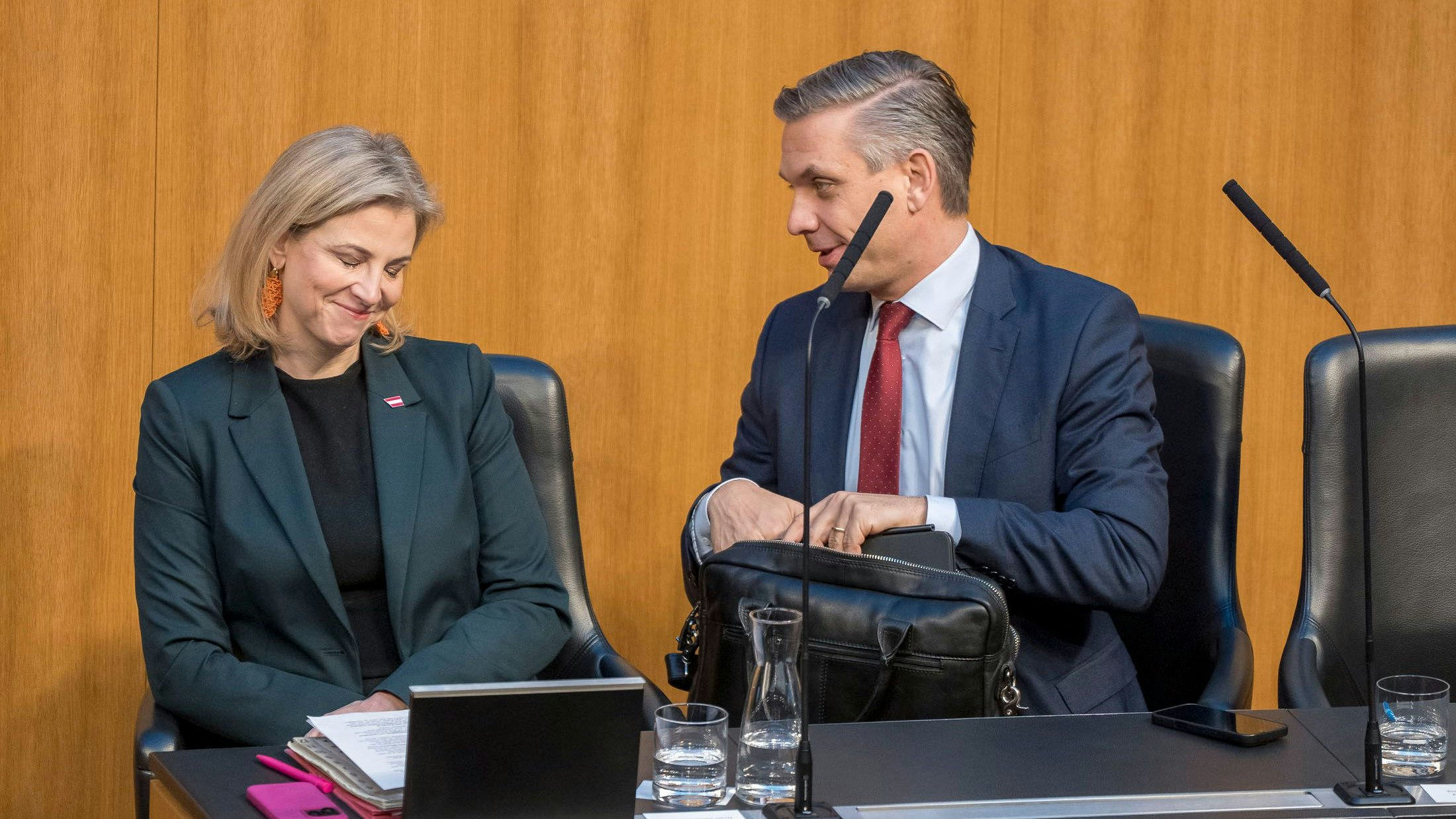 ... das ist aber sehr nett von dir ...