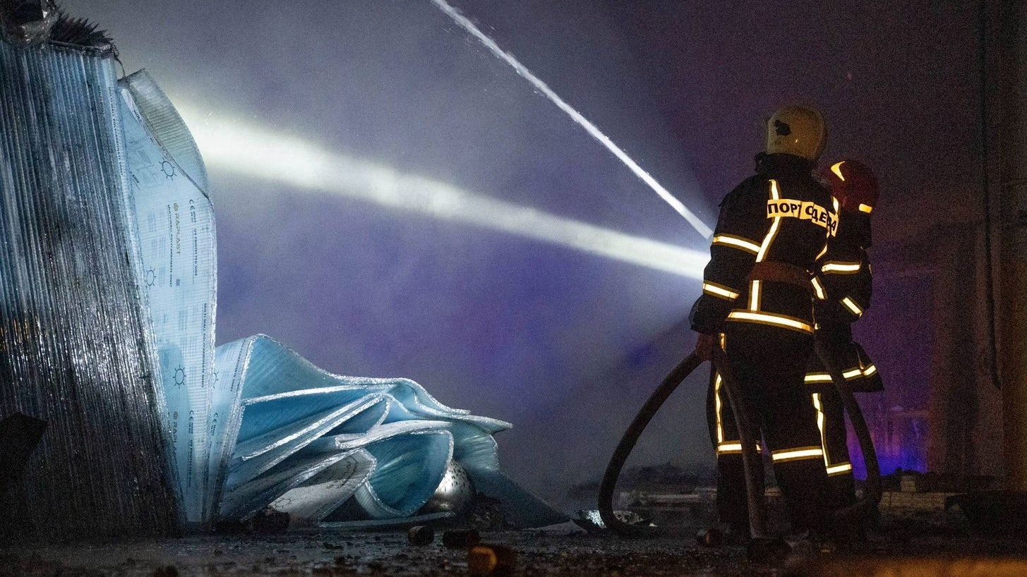 Heute.at - Russische Angriffe trennen Tausende Ukrainer vom Strom