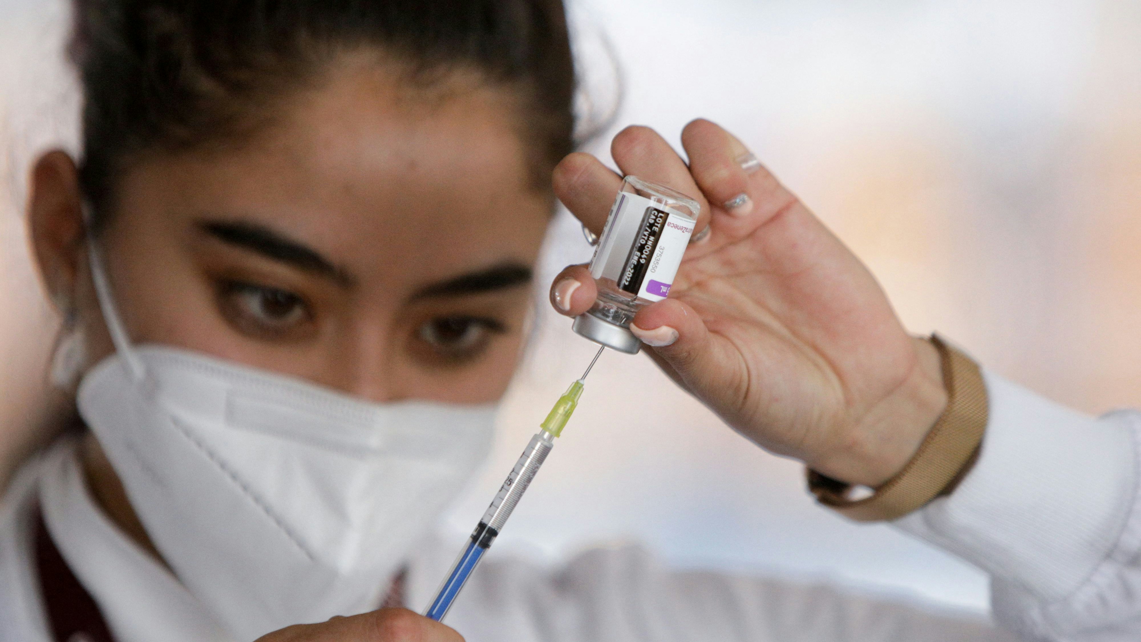 Heute.at - Hörsturz, taub! Frau mit Mega-Klage nach Corona-Impfung