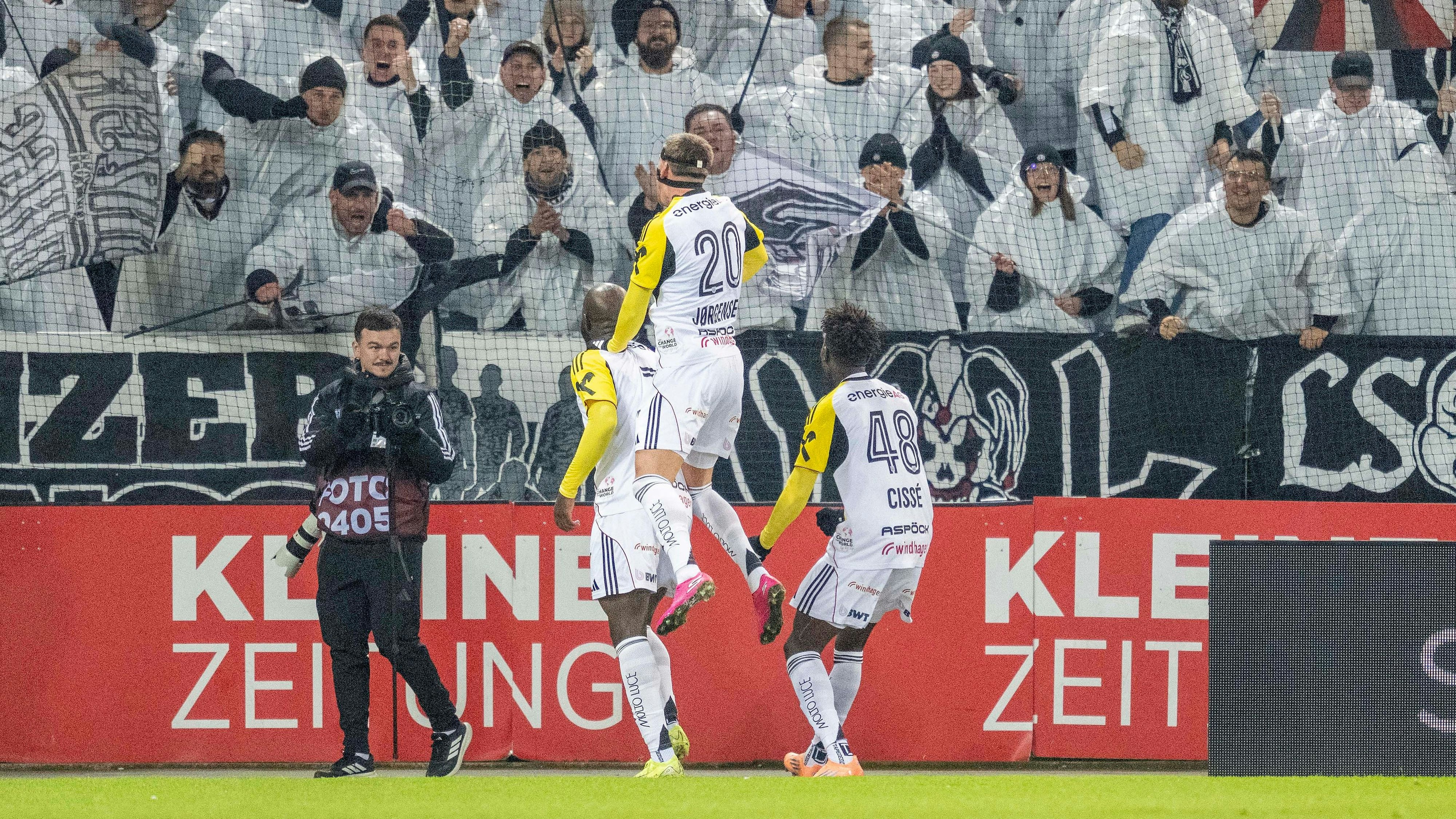 Der LASK feierte unter Didi Kühbauer den siebenten Sieg im achten Bundesliga-Spiel. 