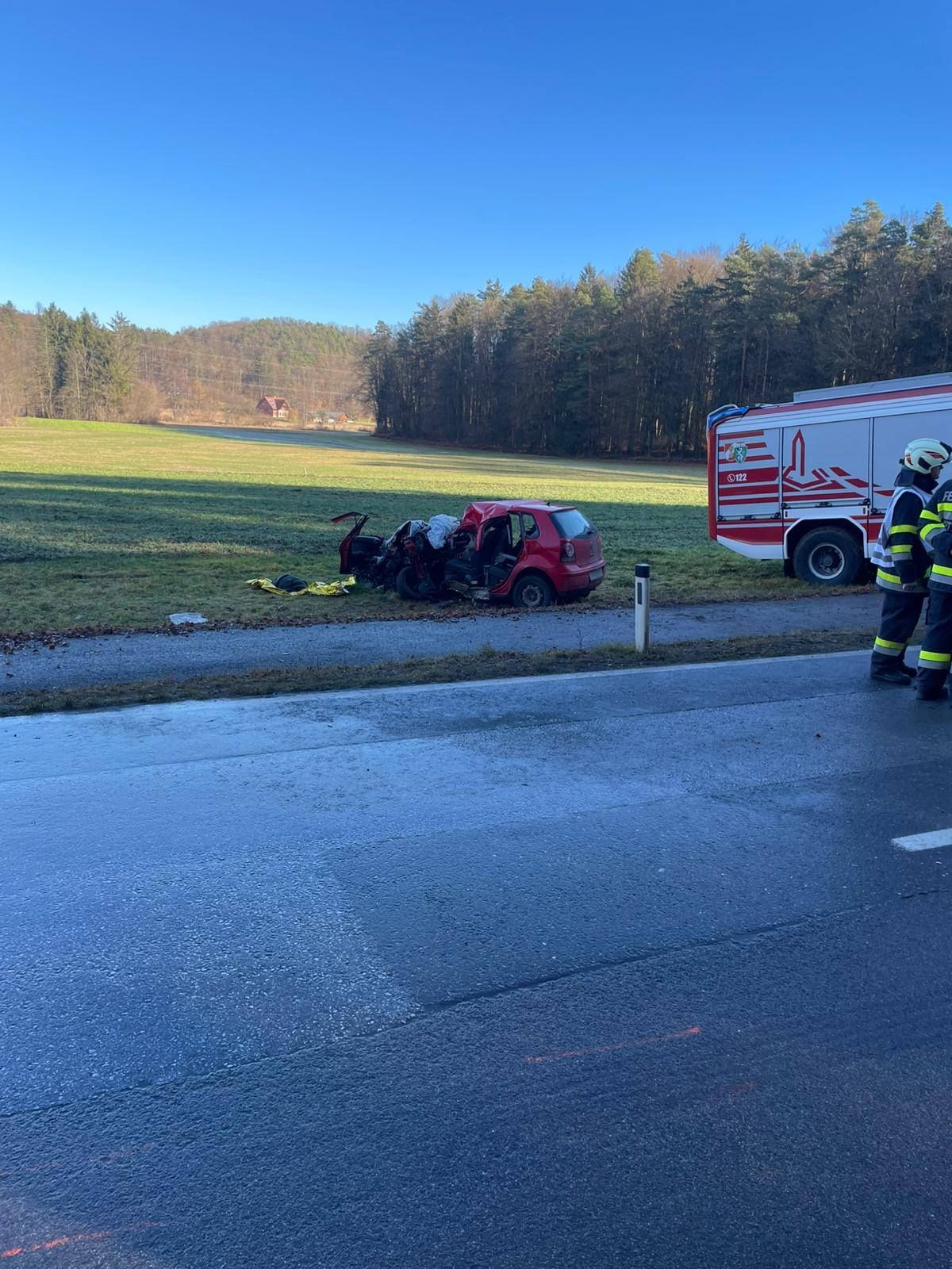 Heute.at - Frontalcrash mit Lkw! Lenker (25) hatte keine Chance