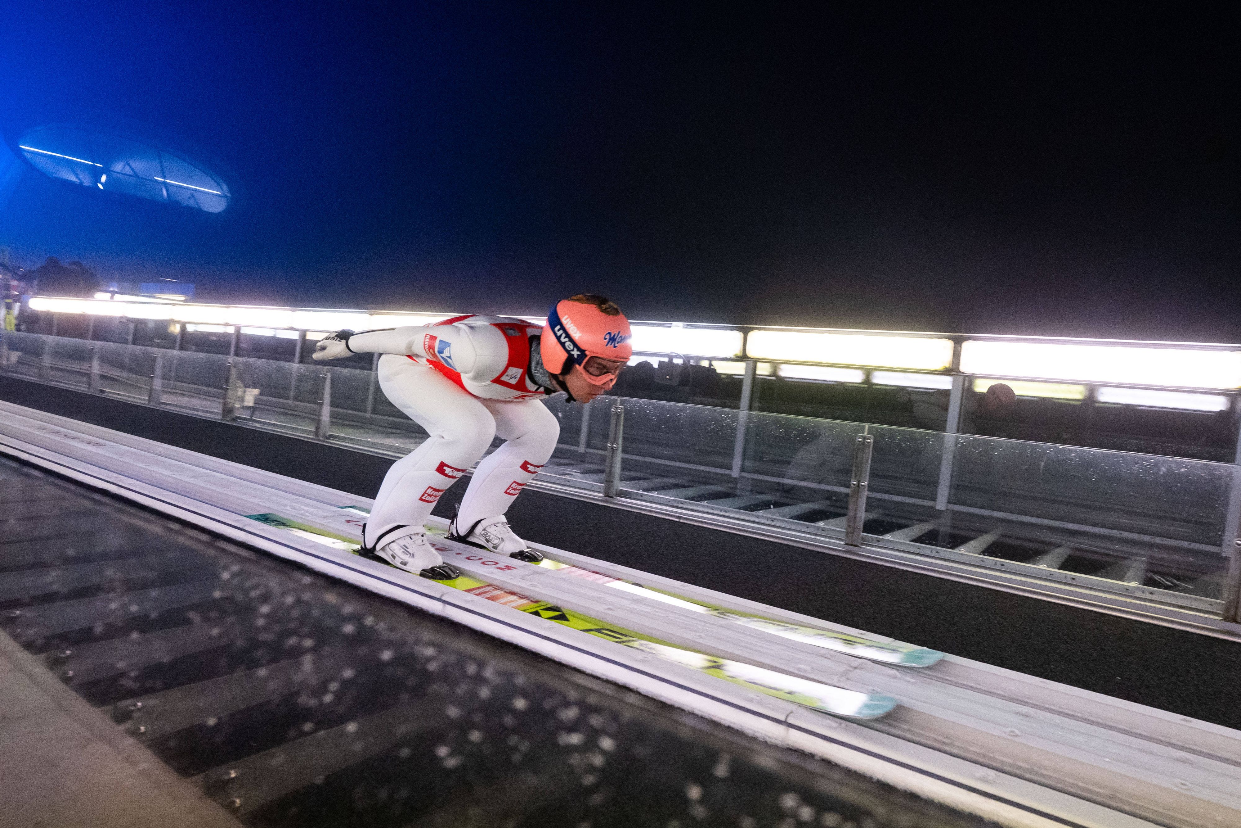 Stefan Kraft beim Springen in Klingenthal.