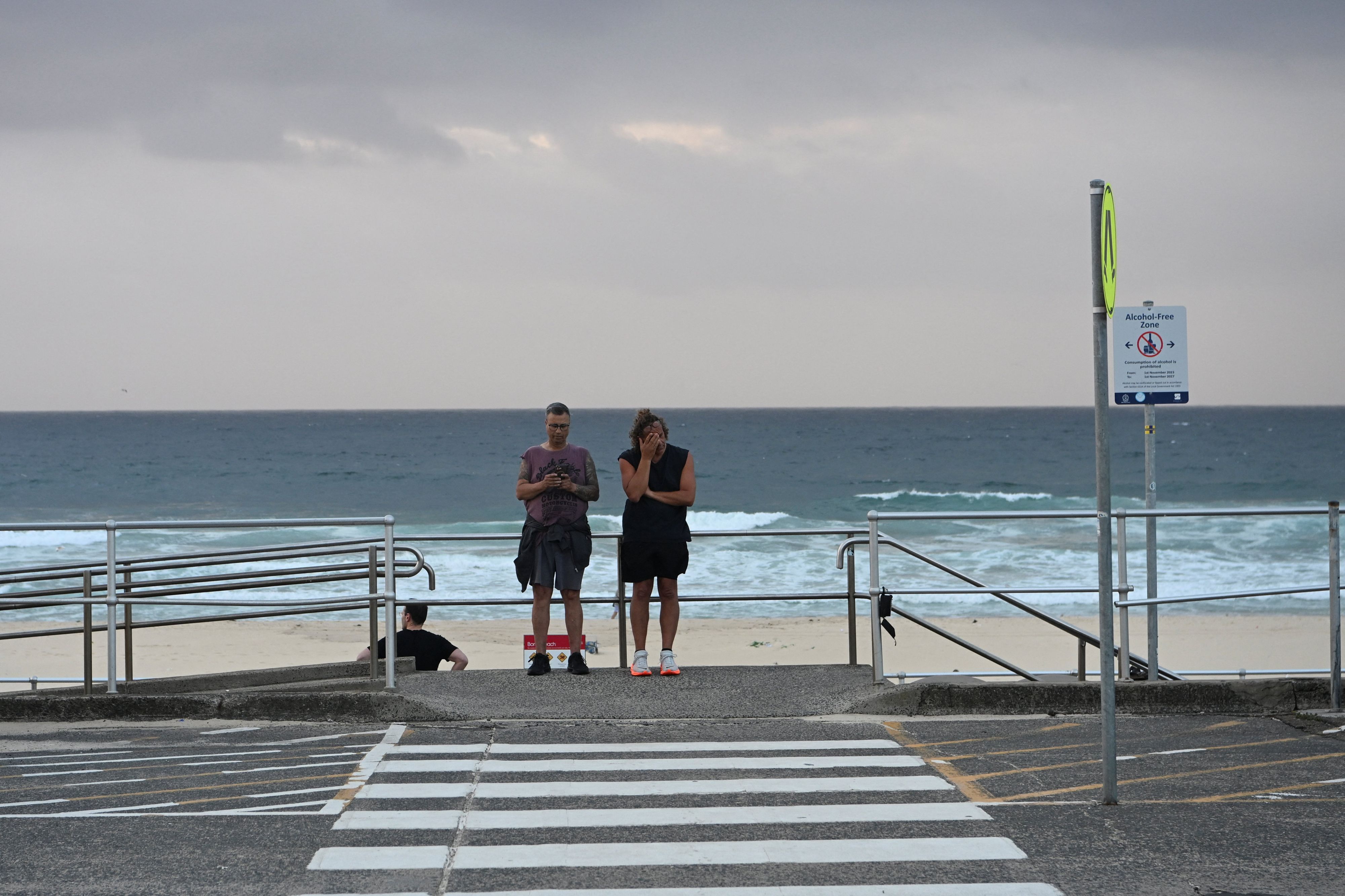 Laut den Behörden starben beim Anschlag 15 Personen, zudem wurde auch einer der Schützen getötet.