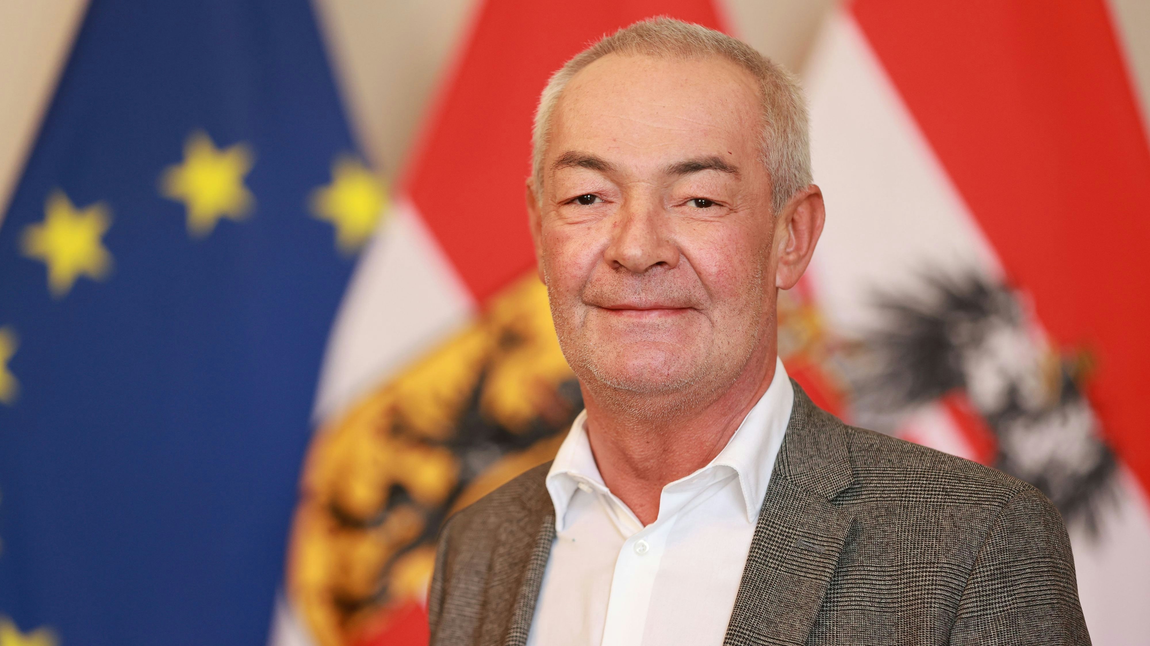 Heute.at - Keine Toleranz bei Alkohol: Land versetzt Bezirkschef