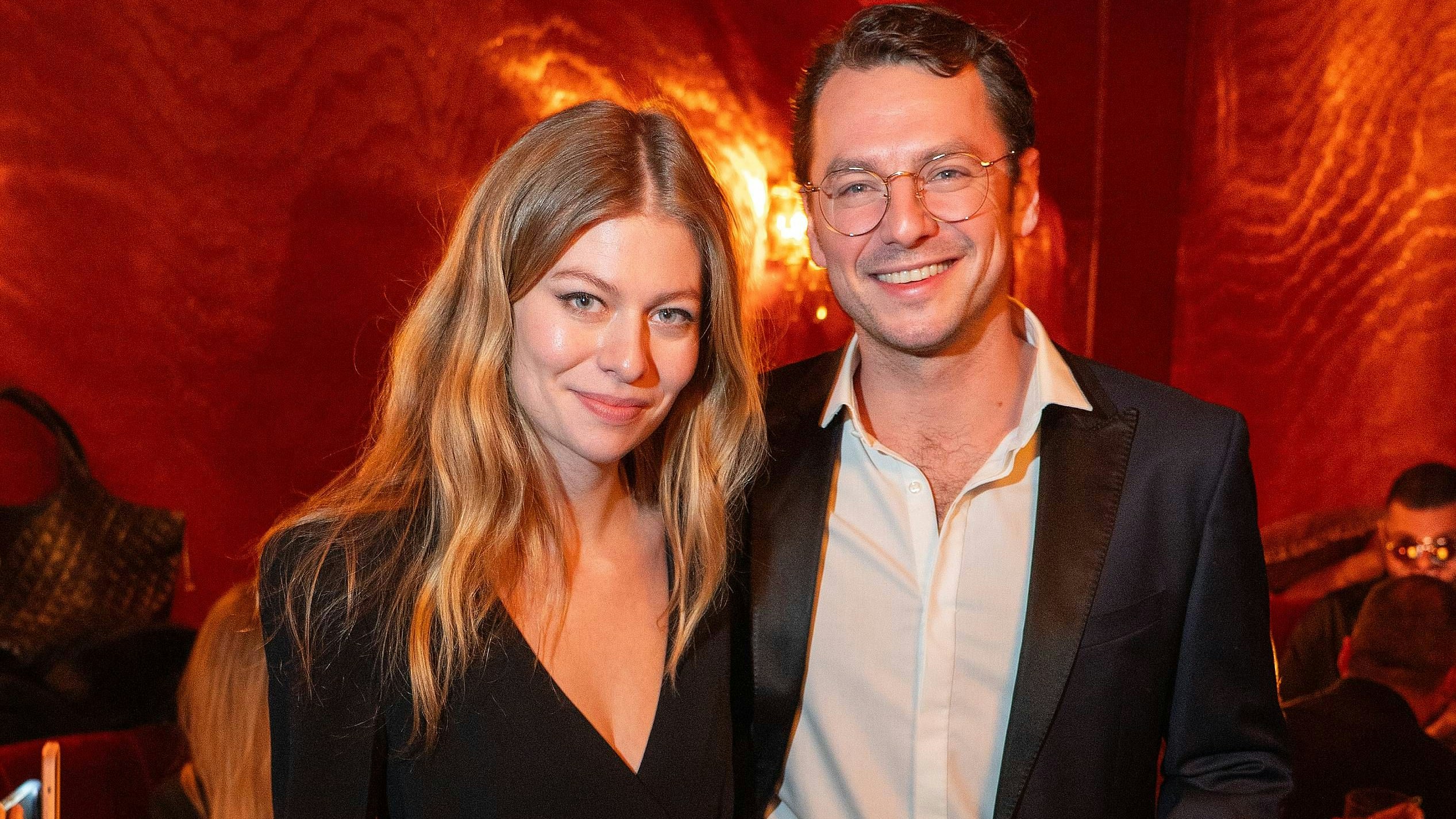 Heute.at - Verliebte Promi-Paare – Wien küsst jetzt französisch