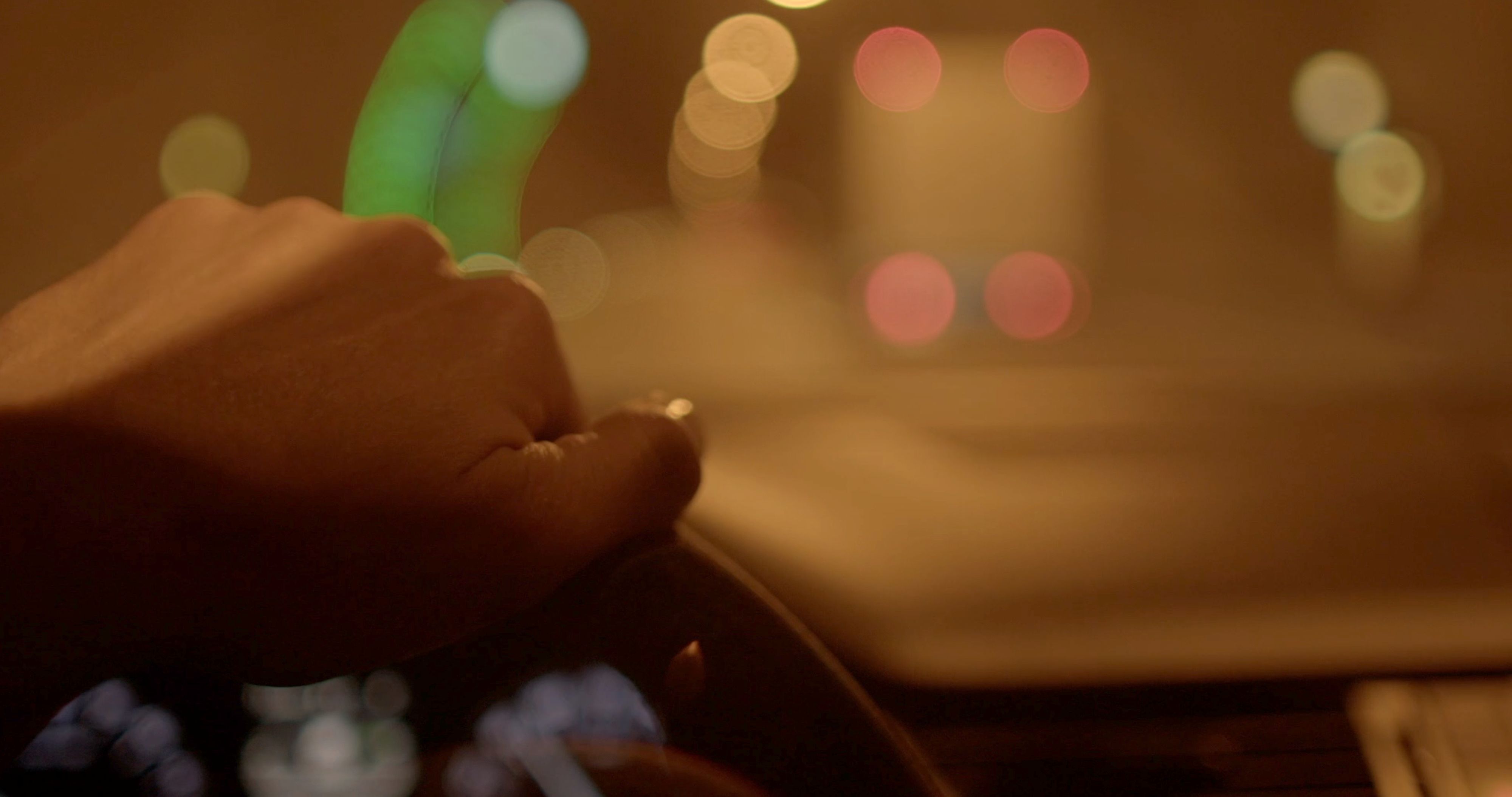 Äußerst riskant: Der Probeführerscheinbesitzer brauste bei Nebel über die B127. (Symbolbild)