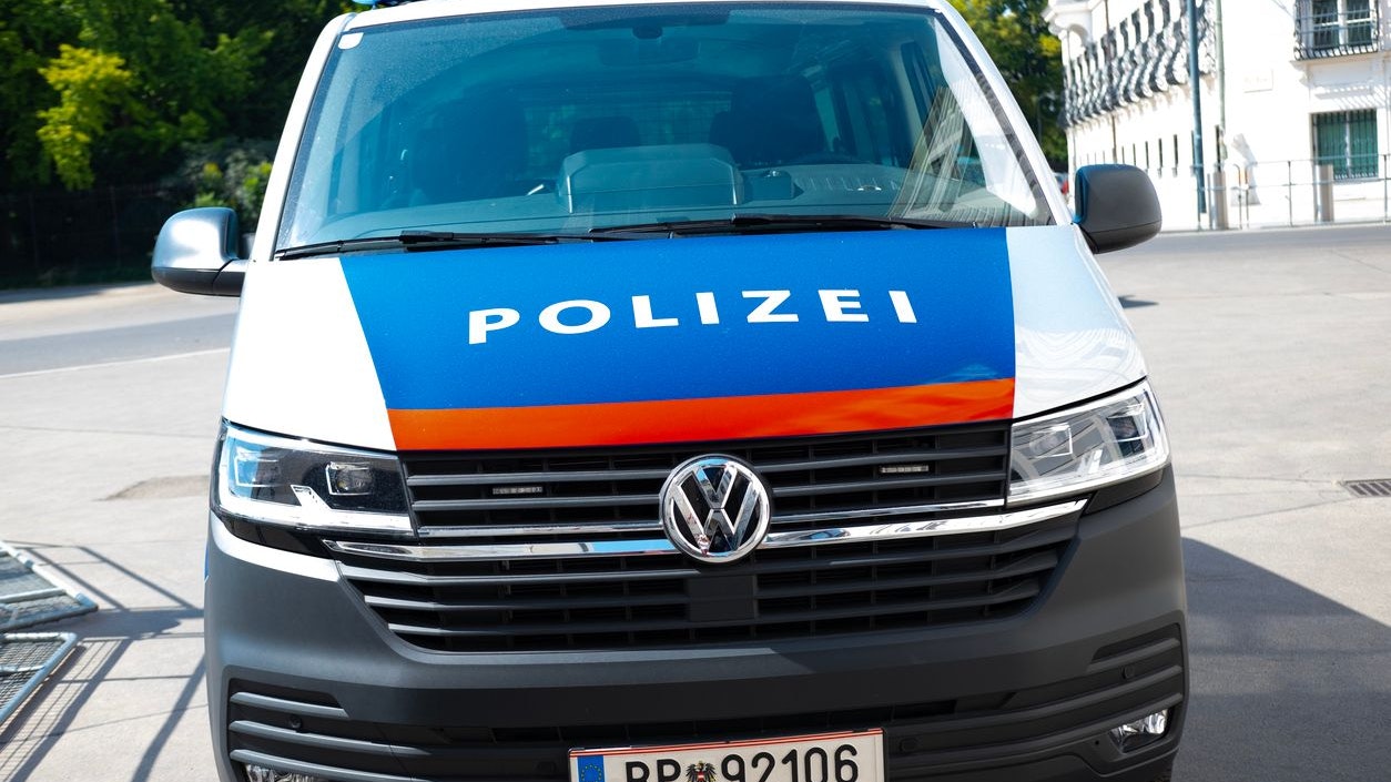 Heute.at - Messer-Drohung! 15-Jähriger geht auf Betreuerin los